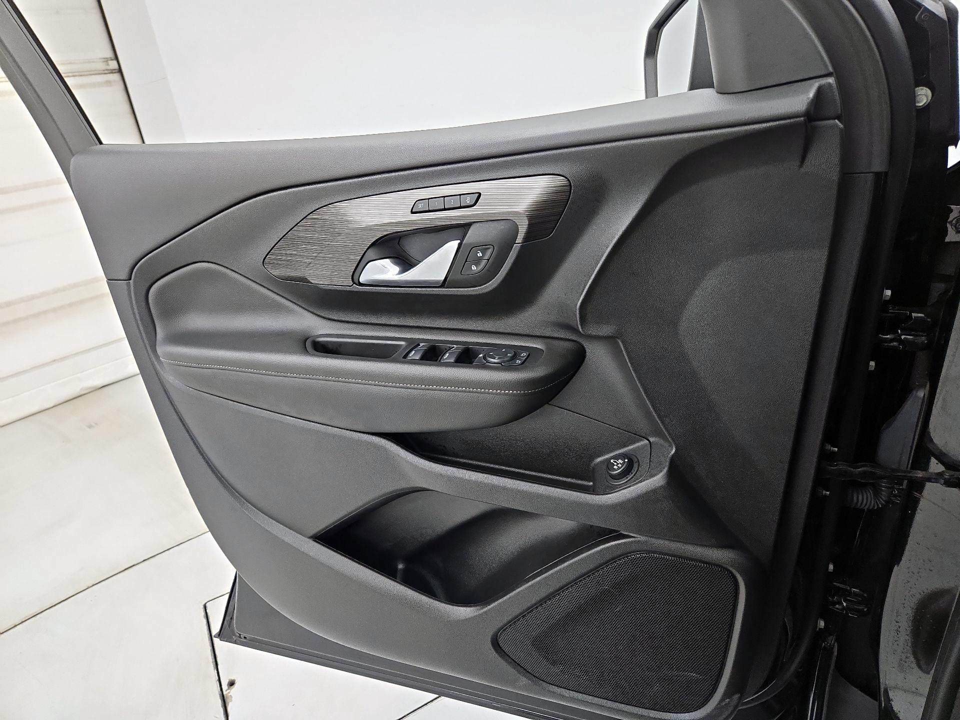 Thumbnail: 2024 GMC Terrain - 12