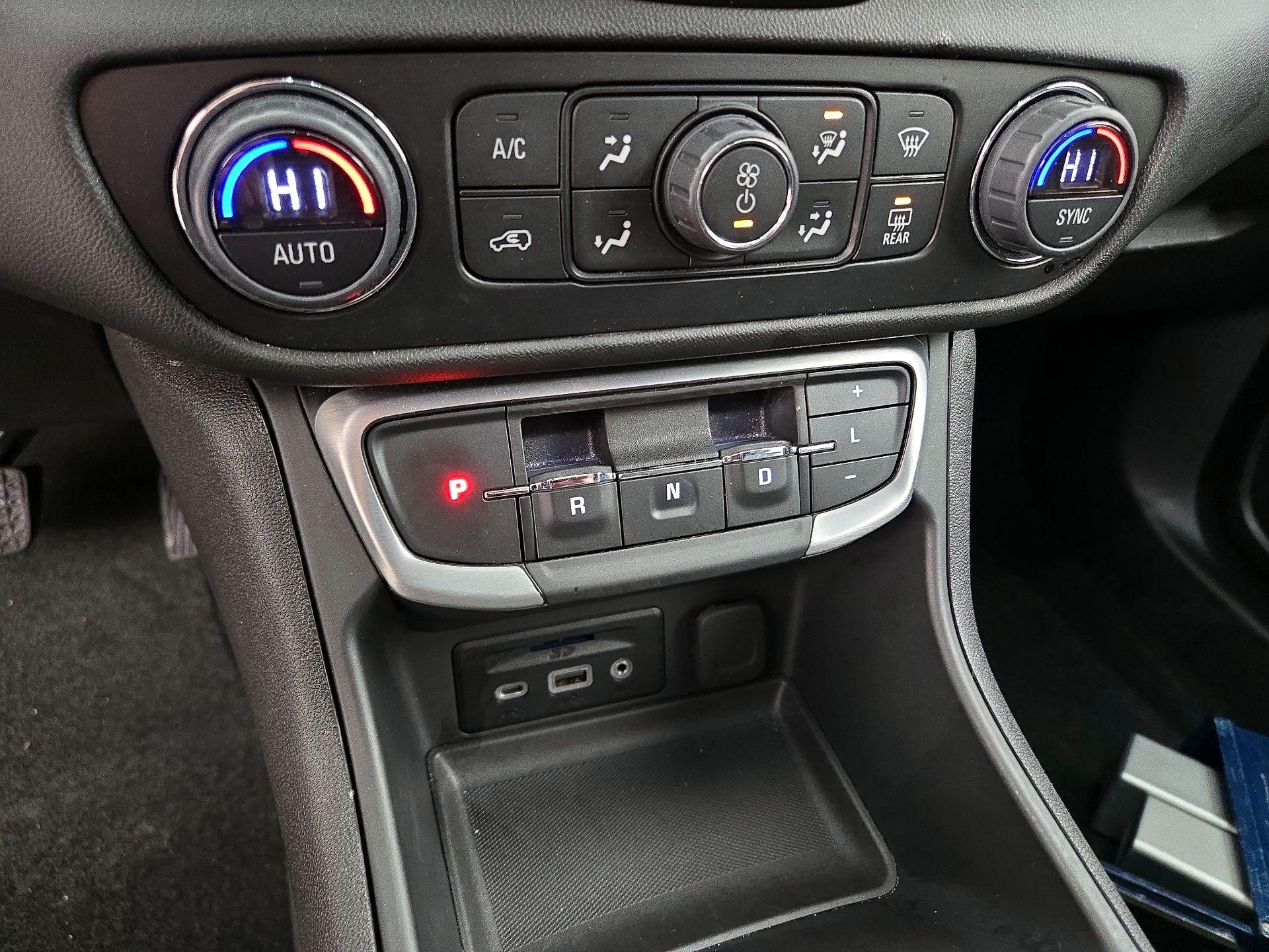 Thumbnail: 2024 GMC Terrain - 17