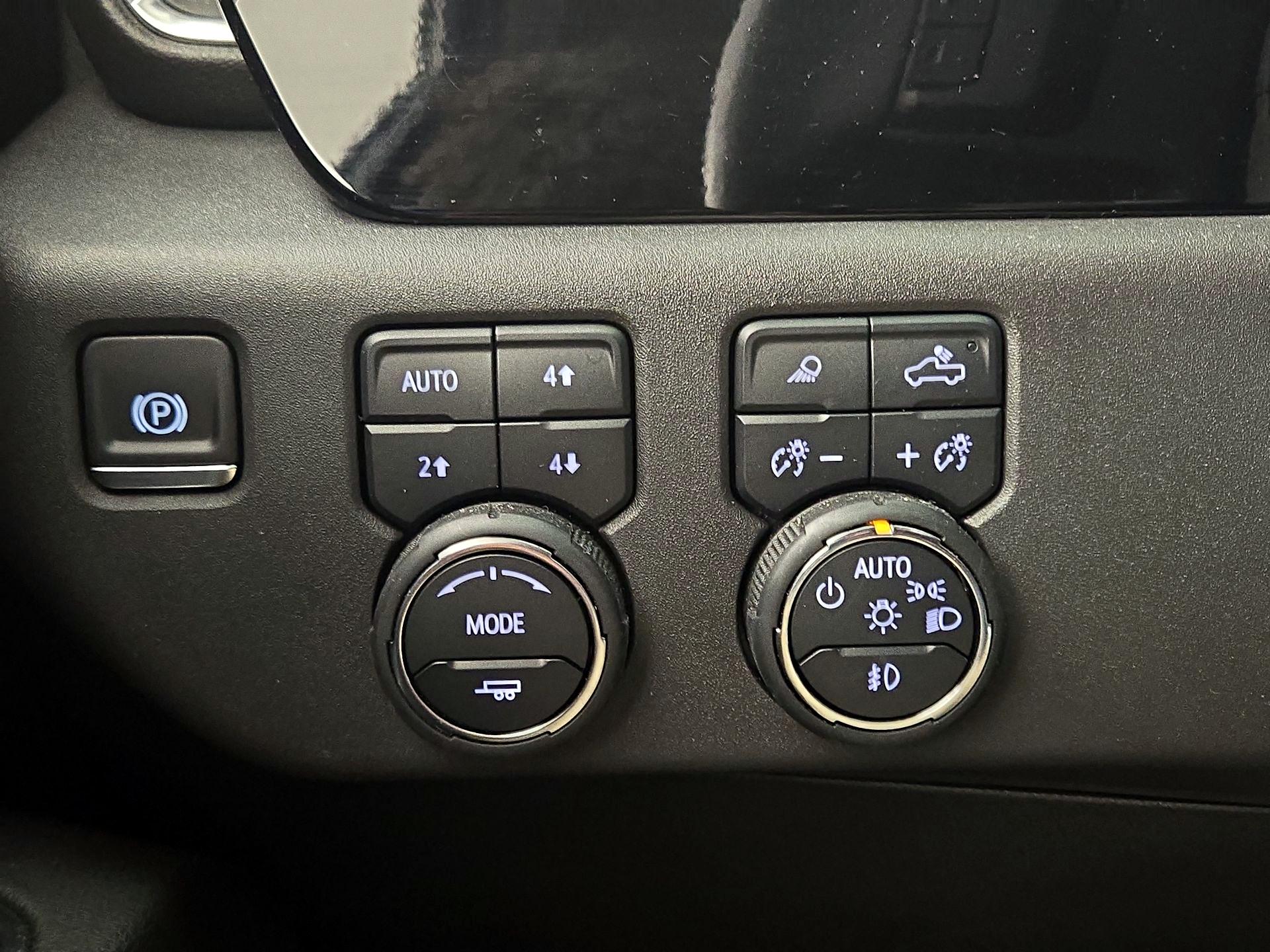 Thumbnail: 2024 Chevrolet Silverado 1500 - 13