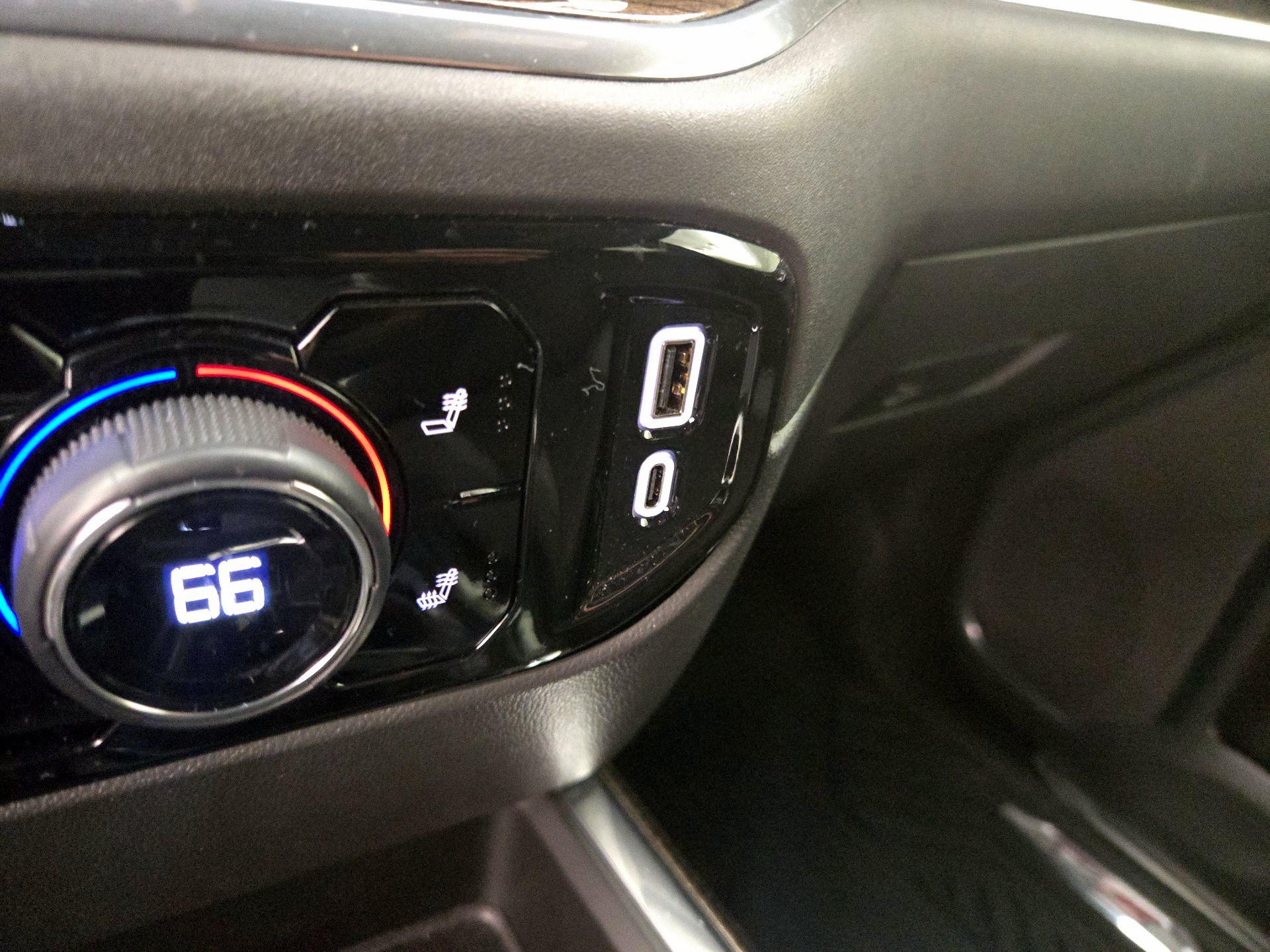 Thumbnail: 2024 Chevrolet Silverado 1500 - 18