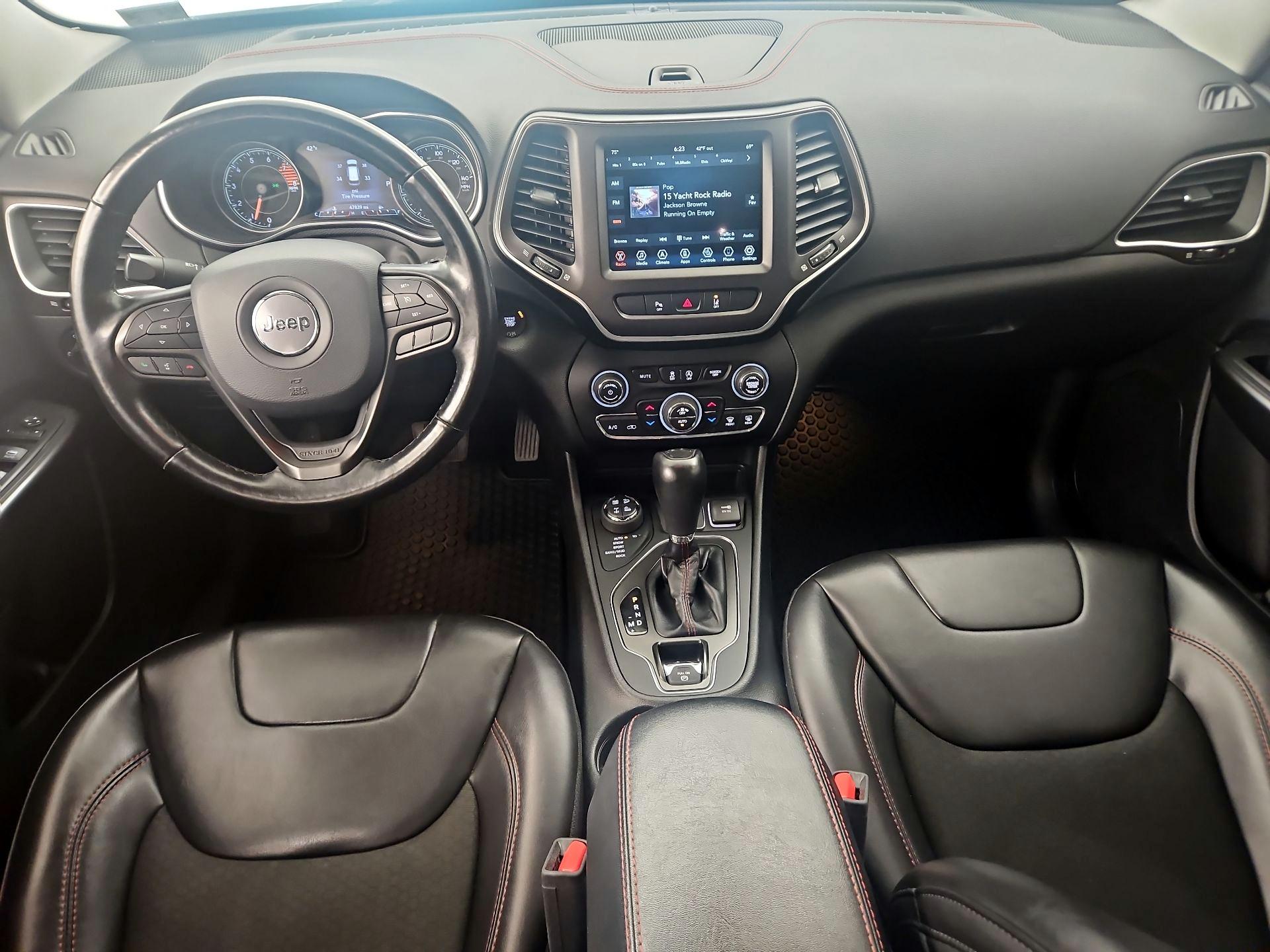 Thumbnail: 2021 Jeep Cherokee - 9