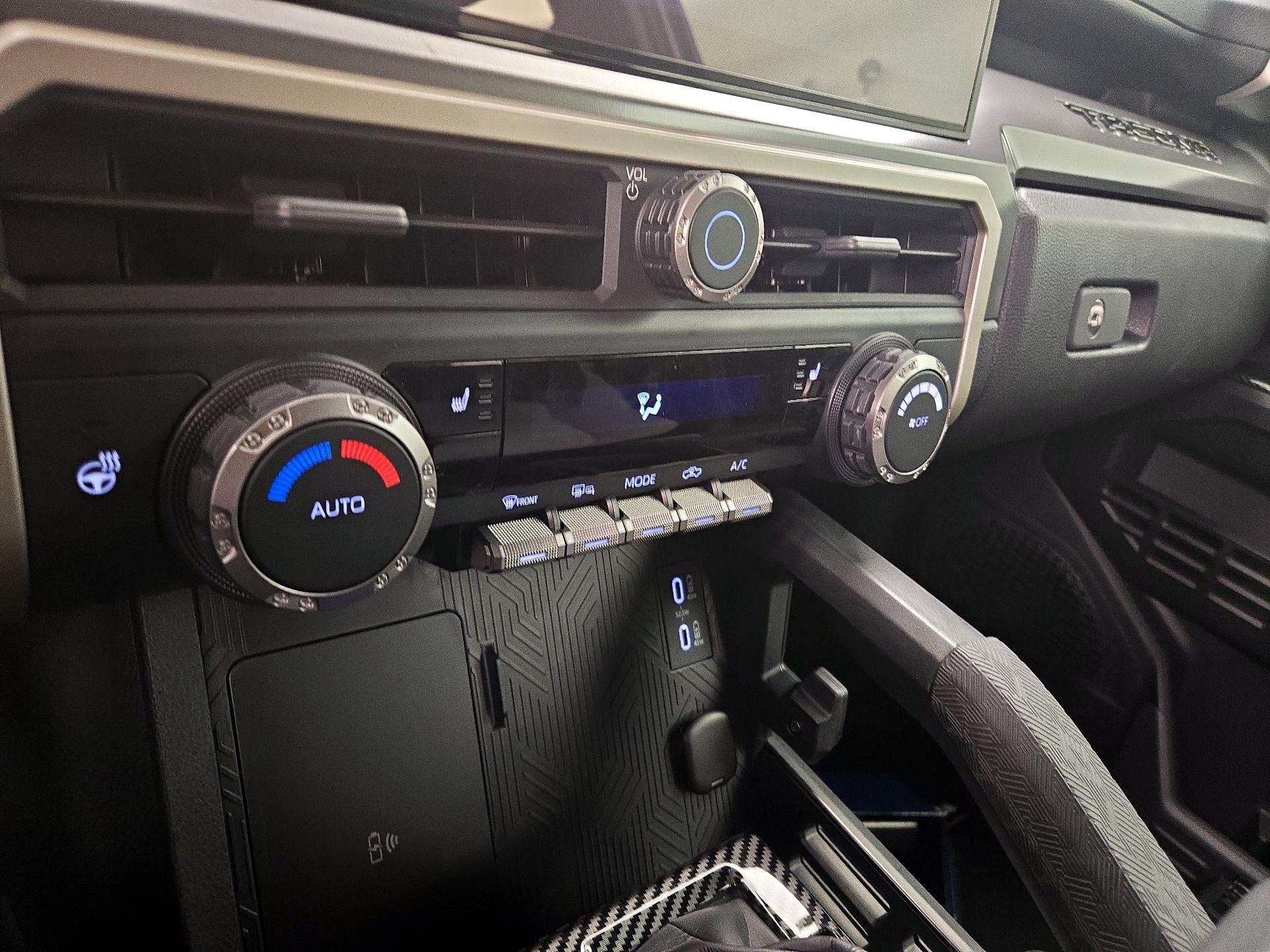 Thumbnail: 2024 Toyota Tacoma - 17