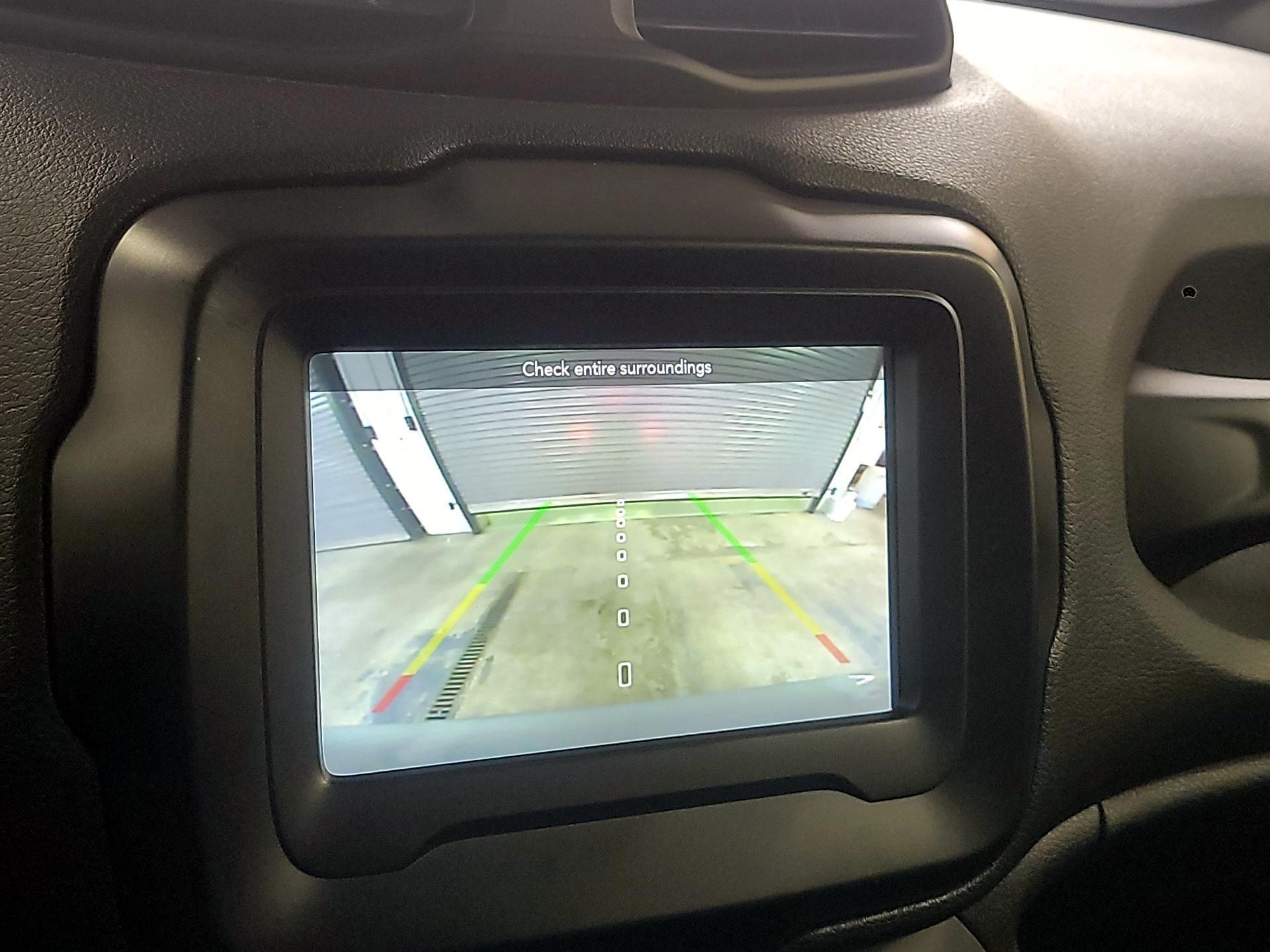 Thumbnail: 2021 Jeep Renegade - 12