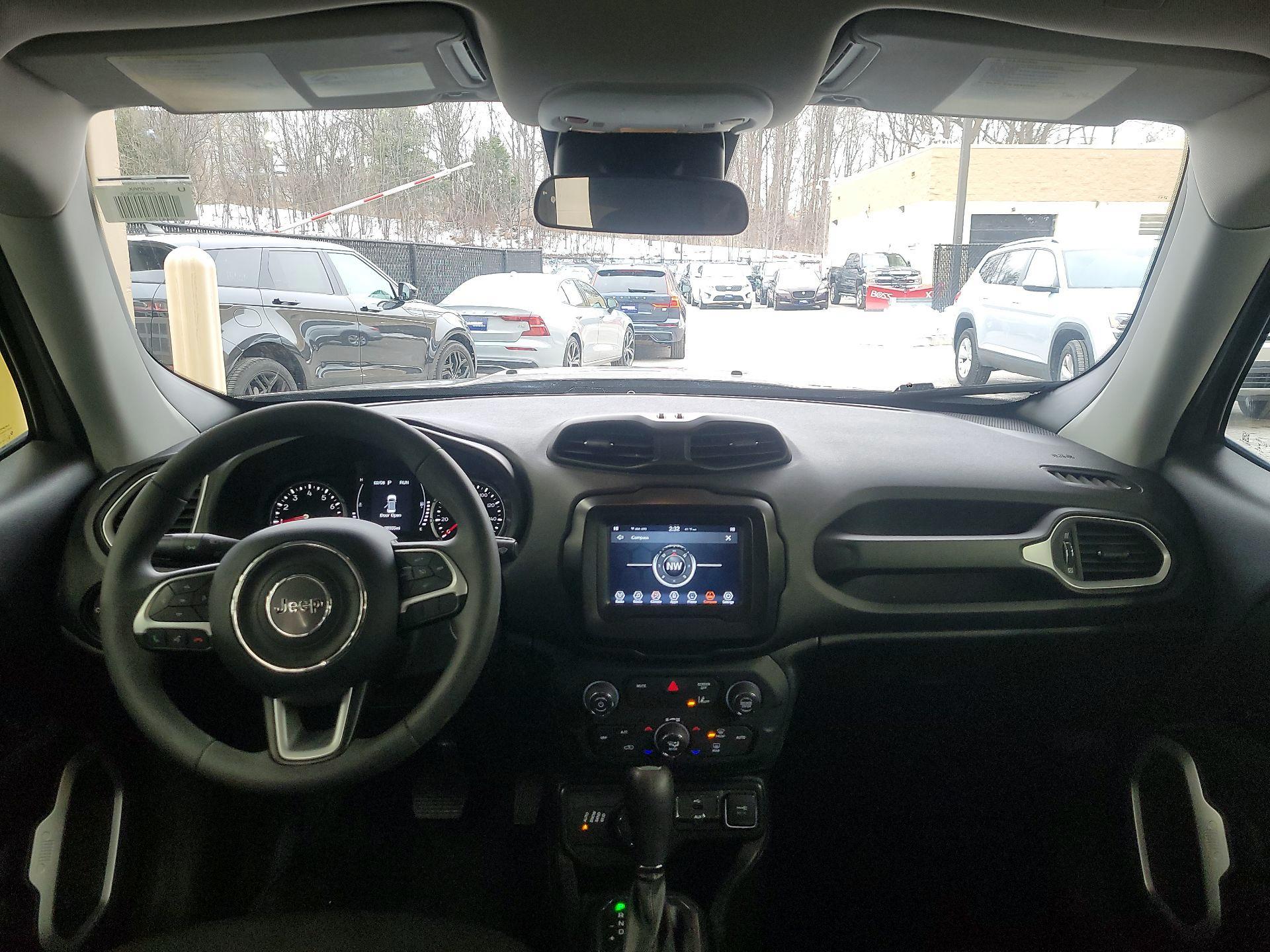 Thumbnail: 2021 Jeep Renegade - 8