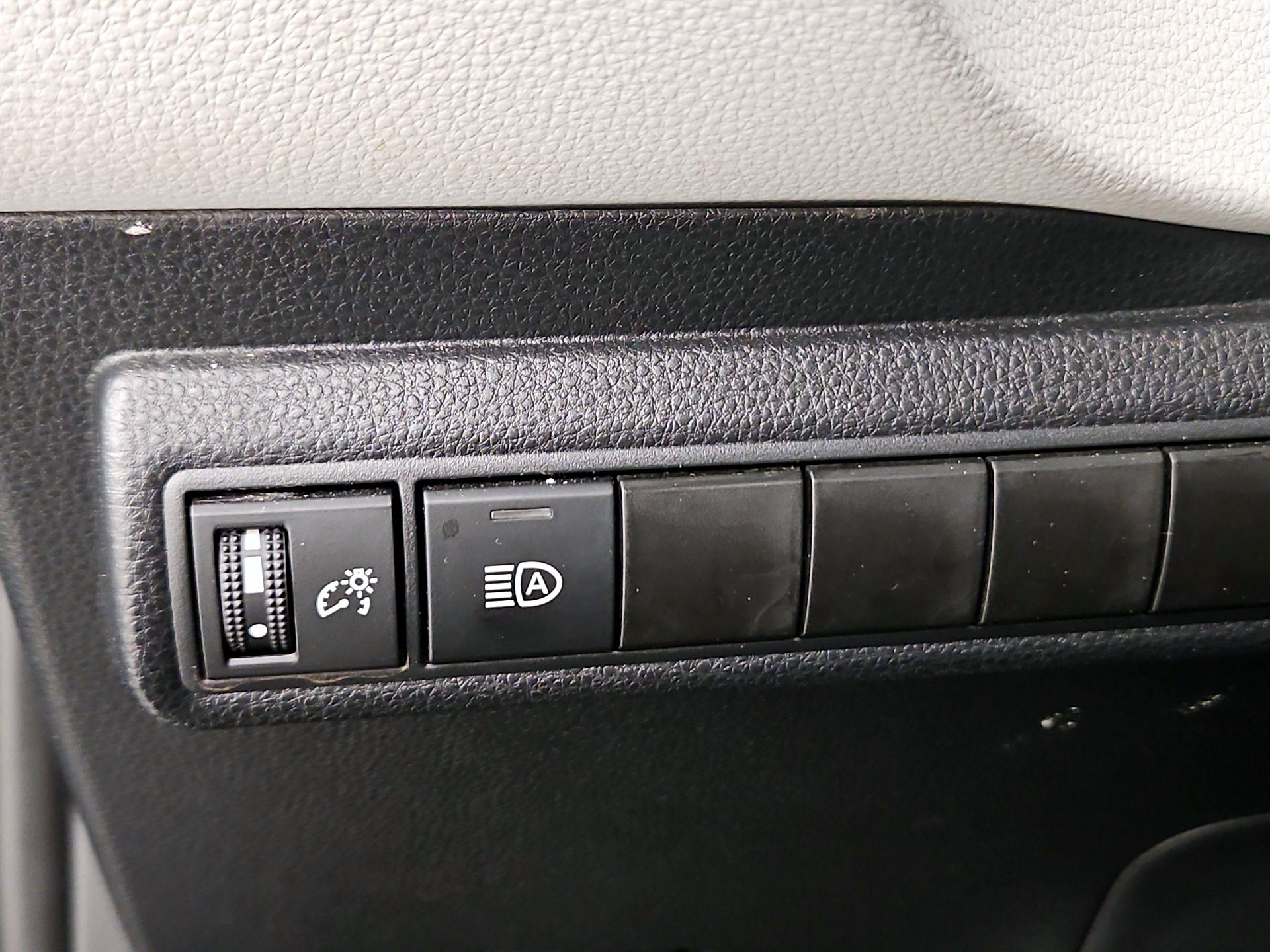 Thumbnail: 2024 Toyota Corolla - 13