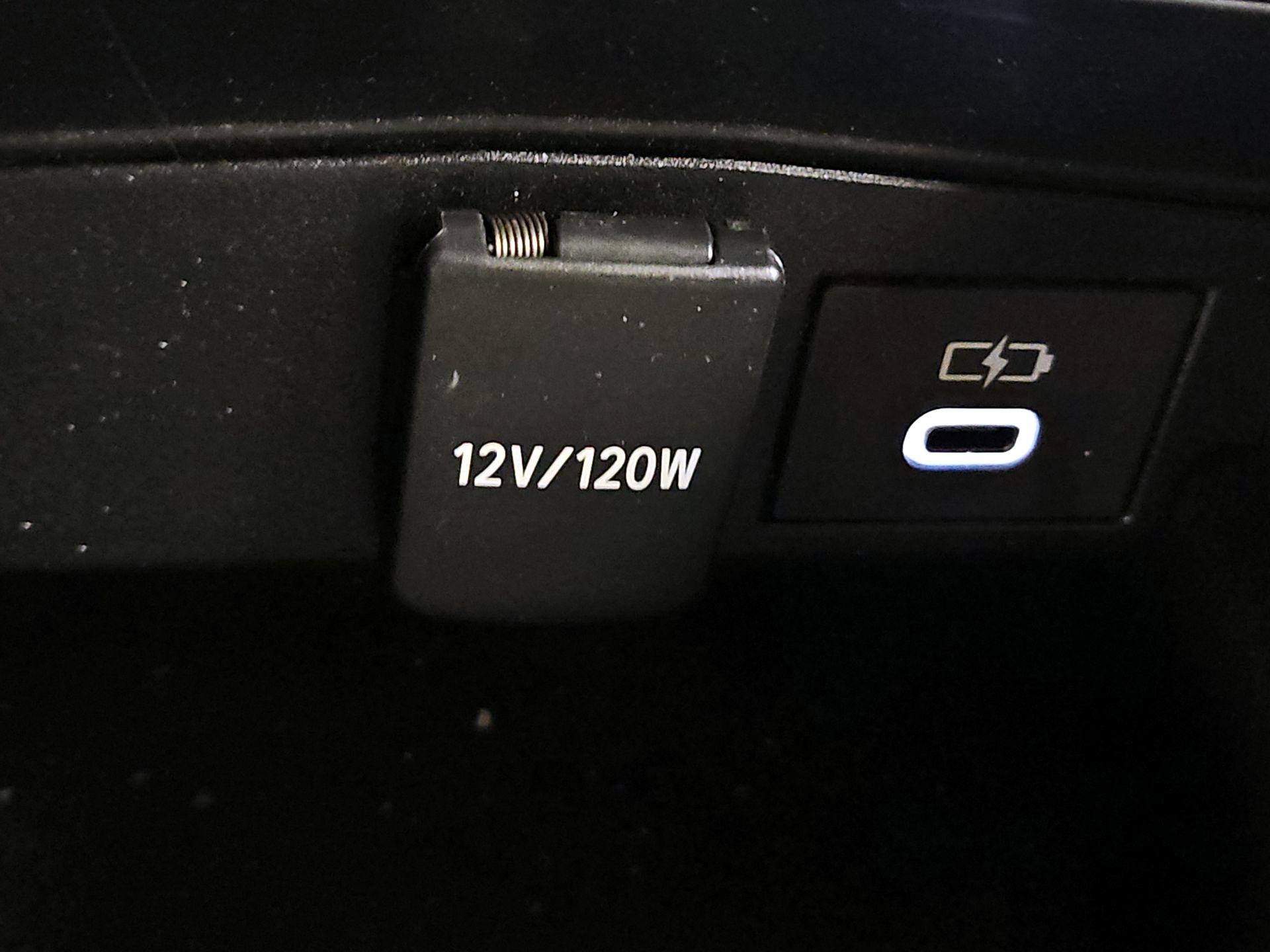 Thumbnail: 2024 Toyota Corolla - 18