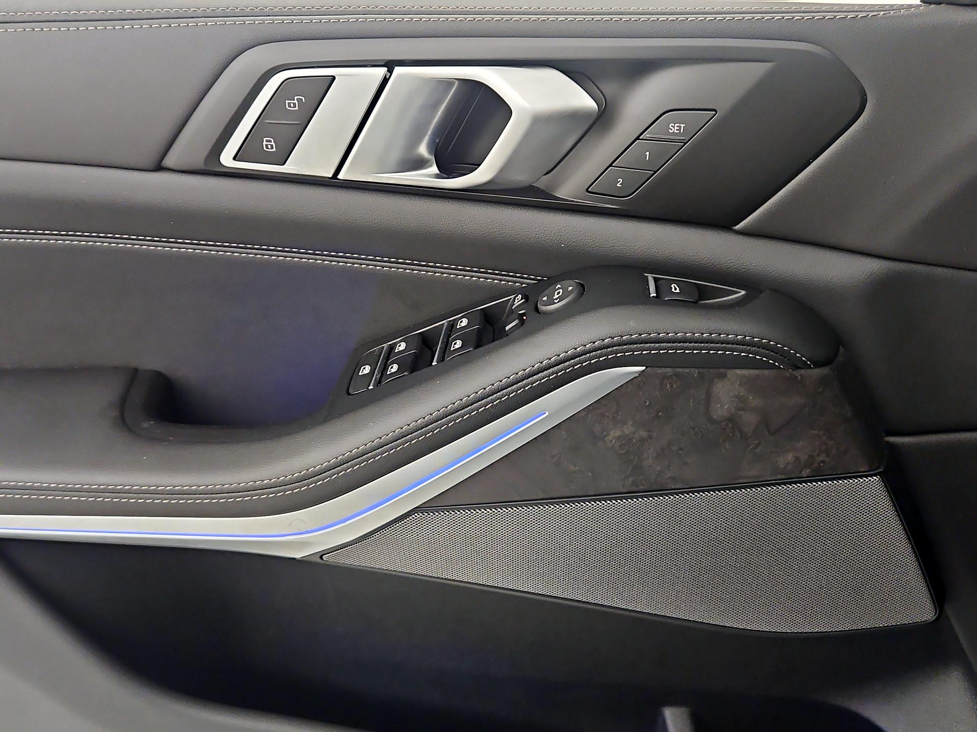 Thumbnail: 2025 BMW X5 - 12