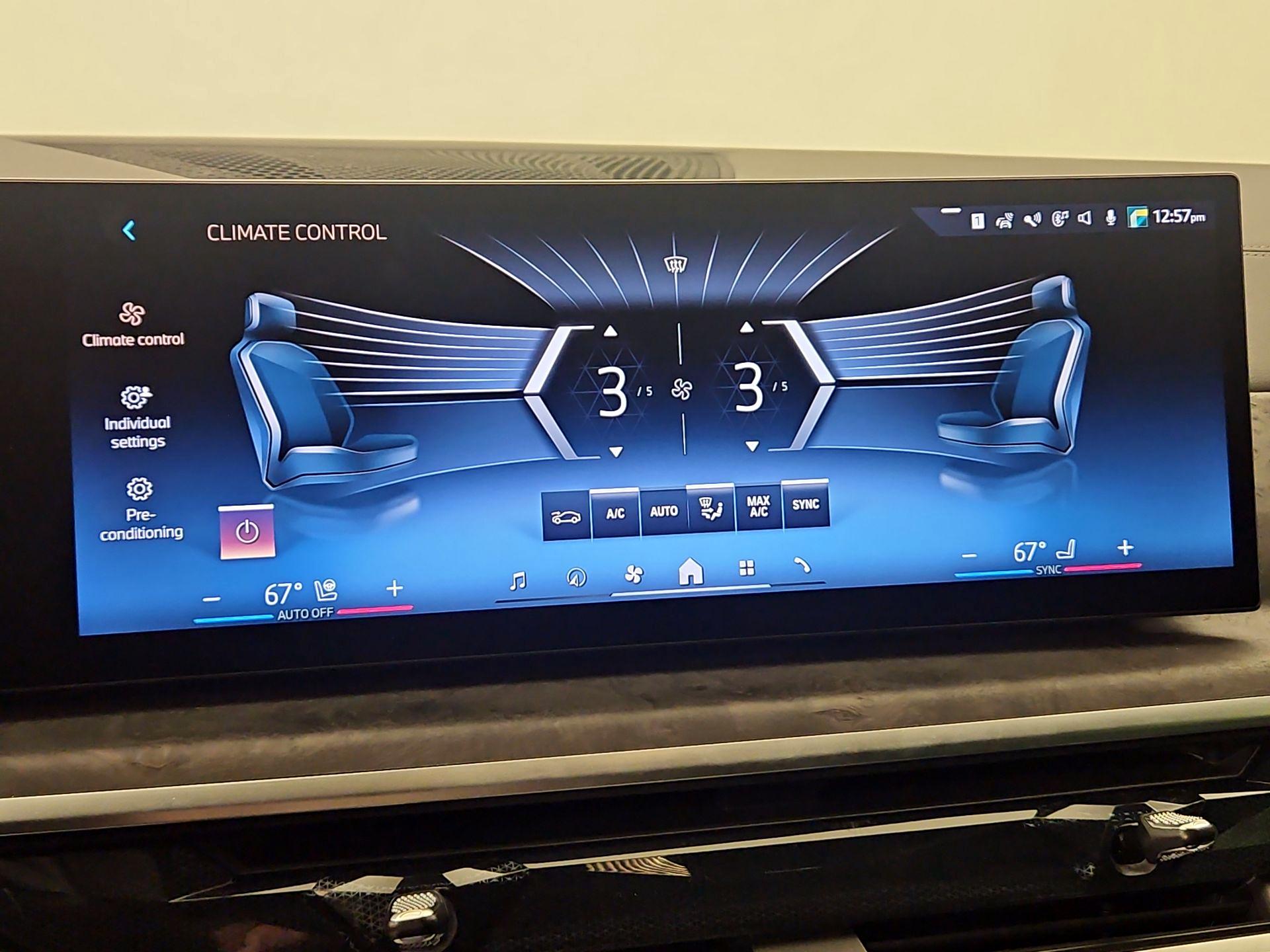 Thumbnail: 2025 BMW X5 - 17