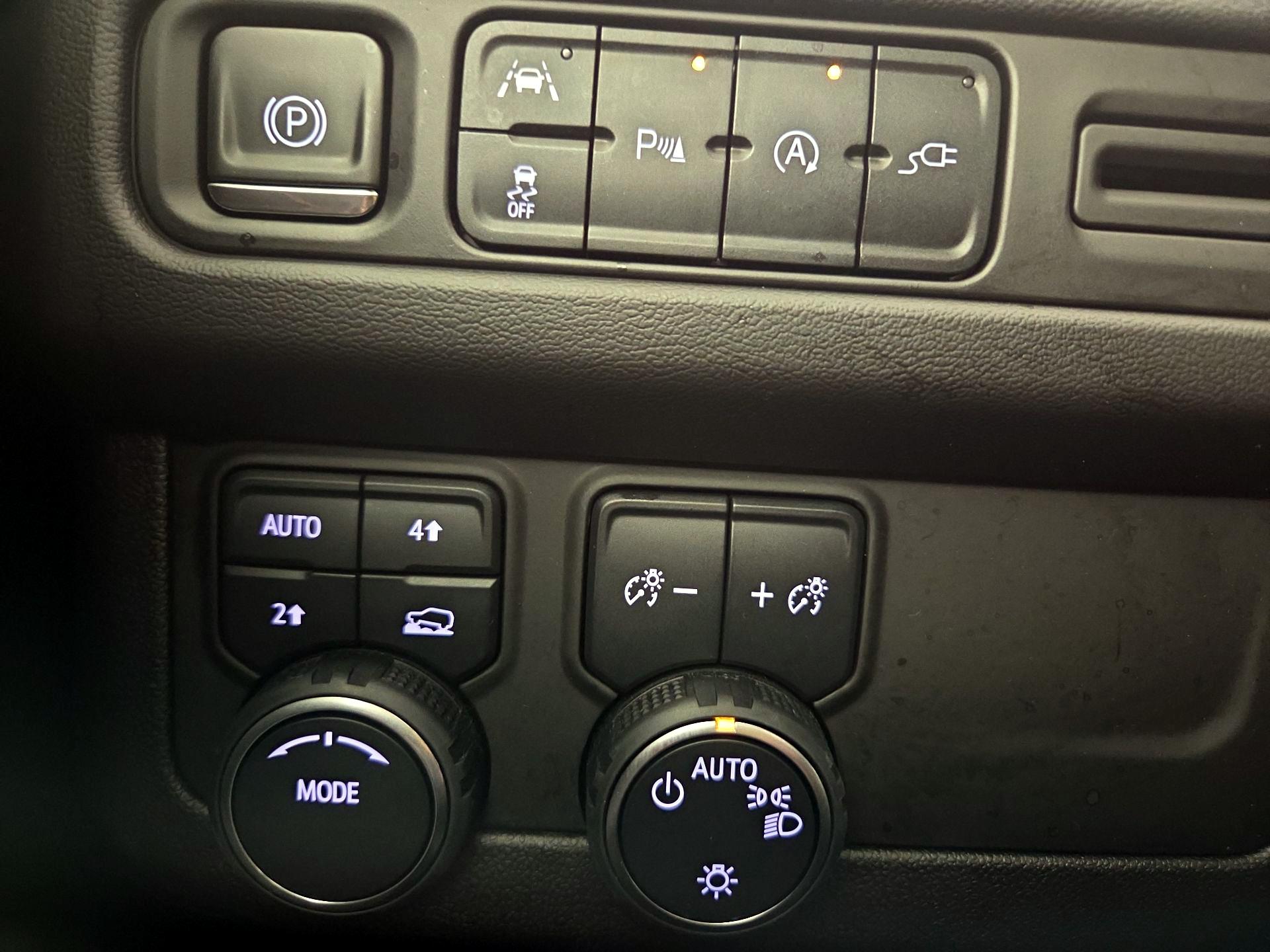 Thumbnail: 2021 Chevrolet Tahoe - 13