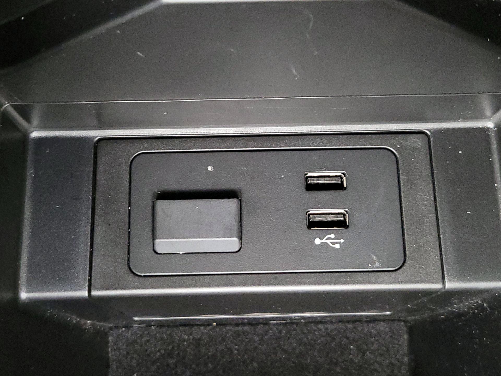 Thumbnail: 2023 Mazda CX-9 - 19