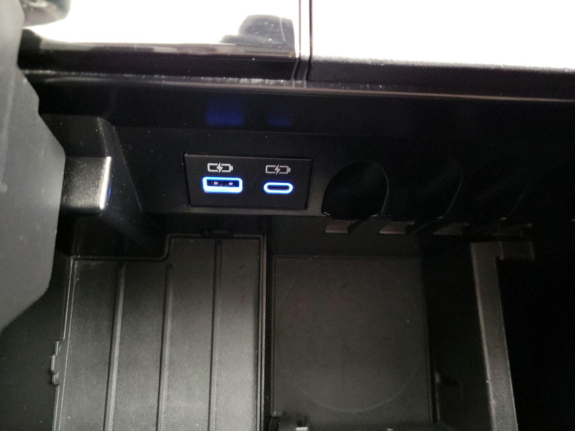 Thumbnail: 2023 Toyota Tundra - 18