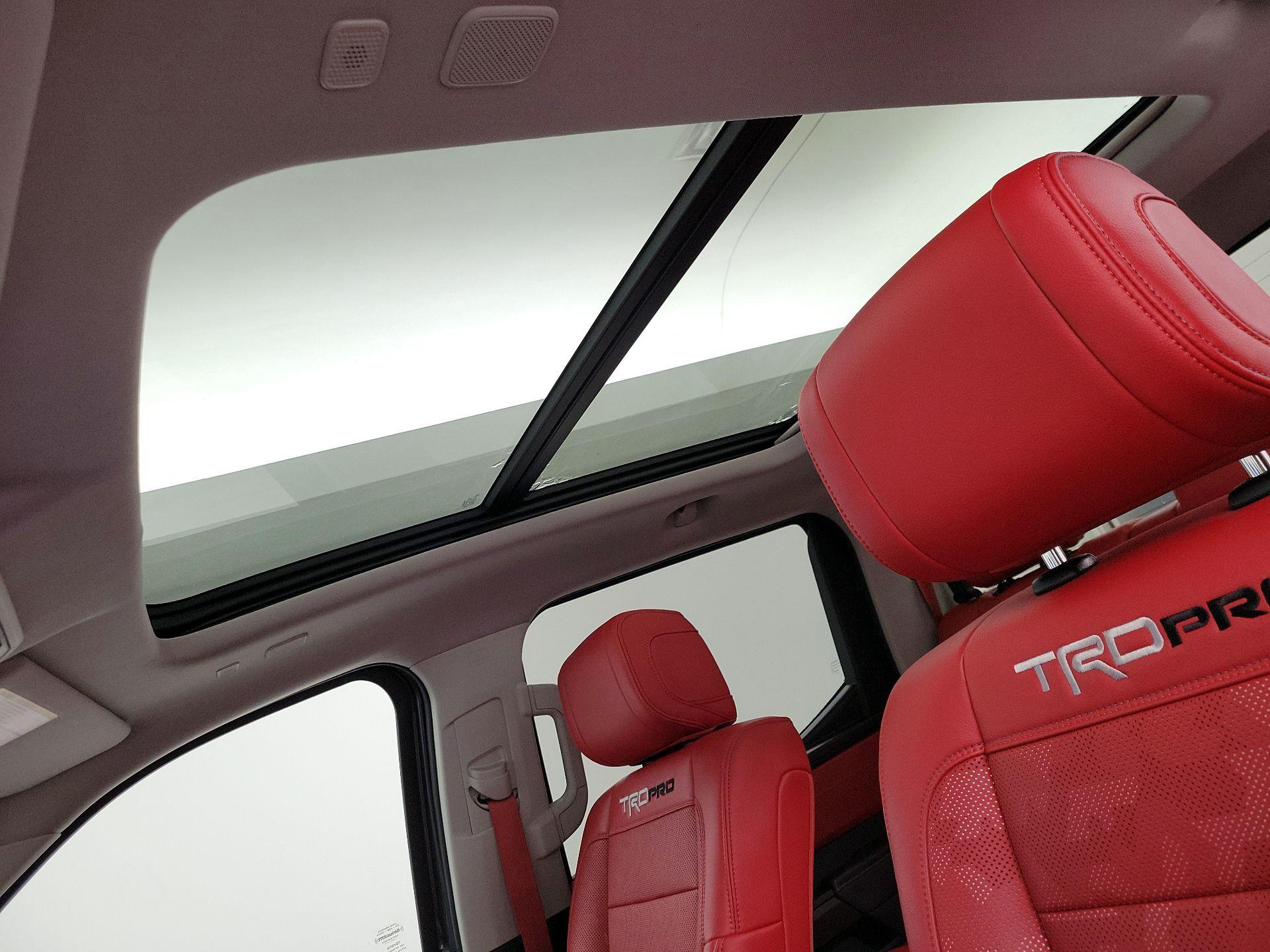 Thumbnail: 2023 Toyota Tundra - 19