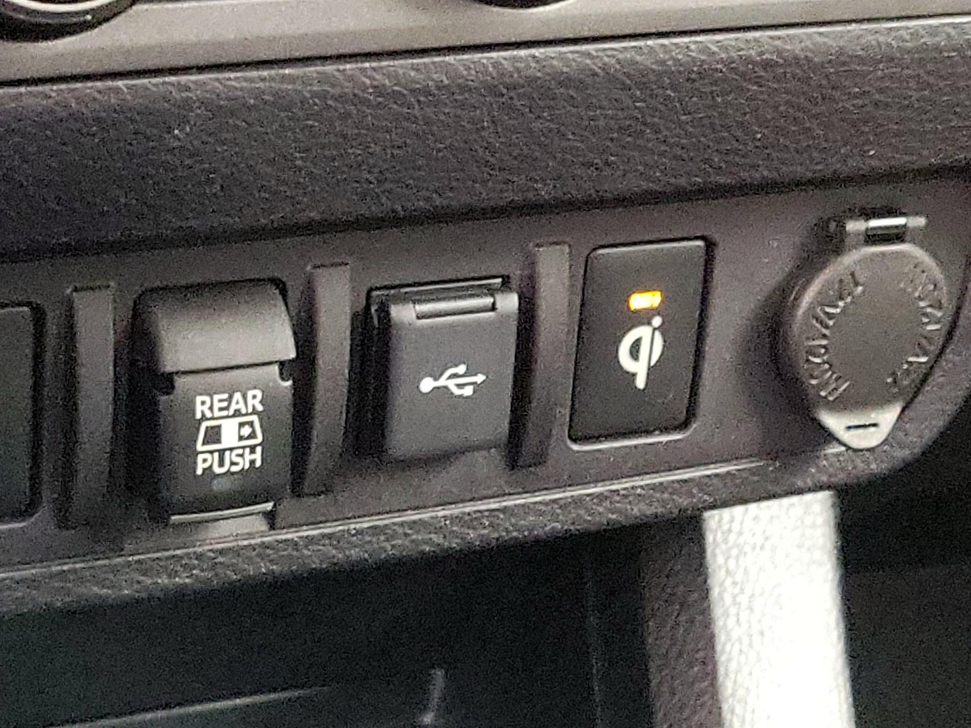 Thumbnail: 2022 Toyota Tacoma - 18