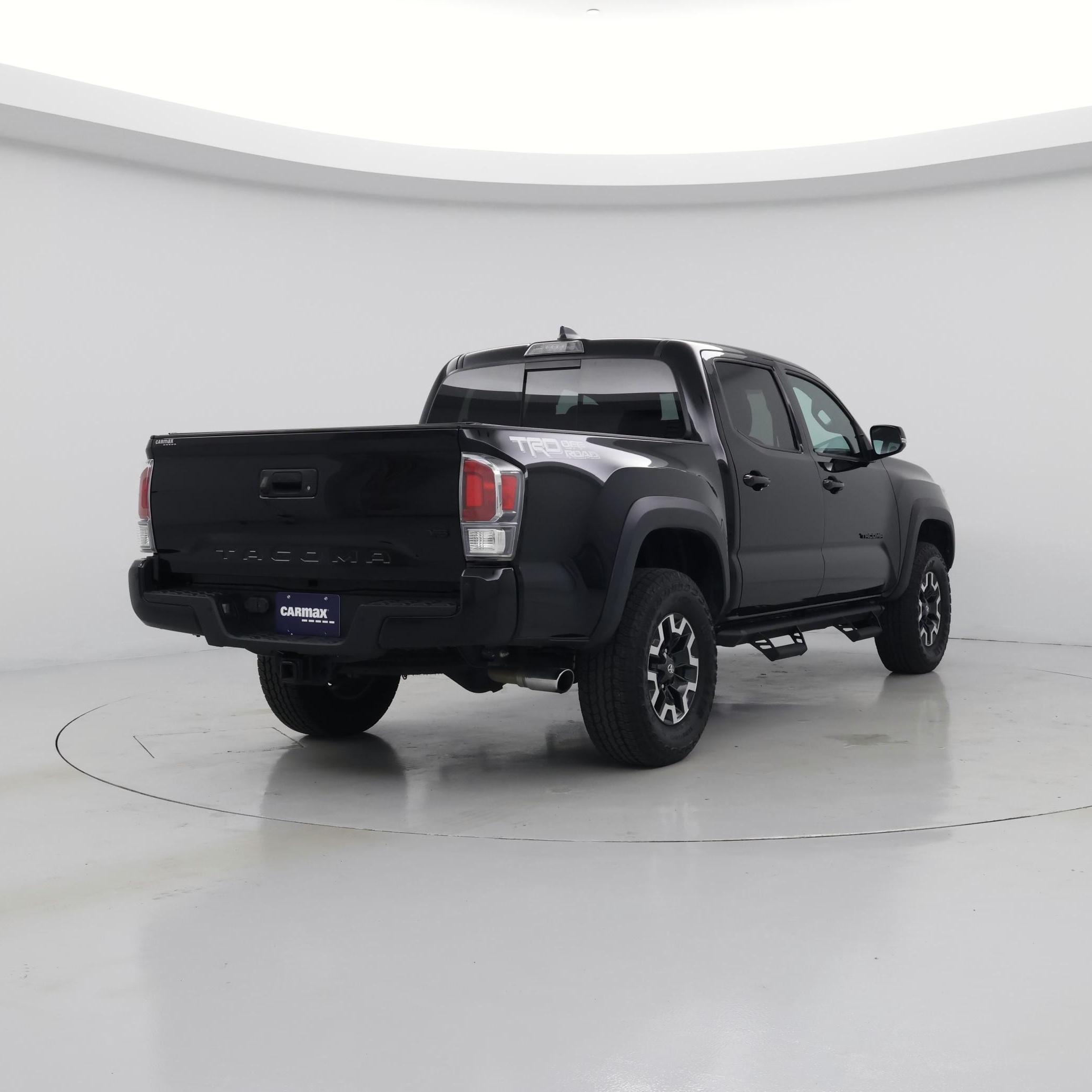Thumbnail: 2022 Toyota Tacoma - 8
