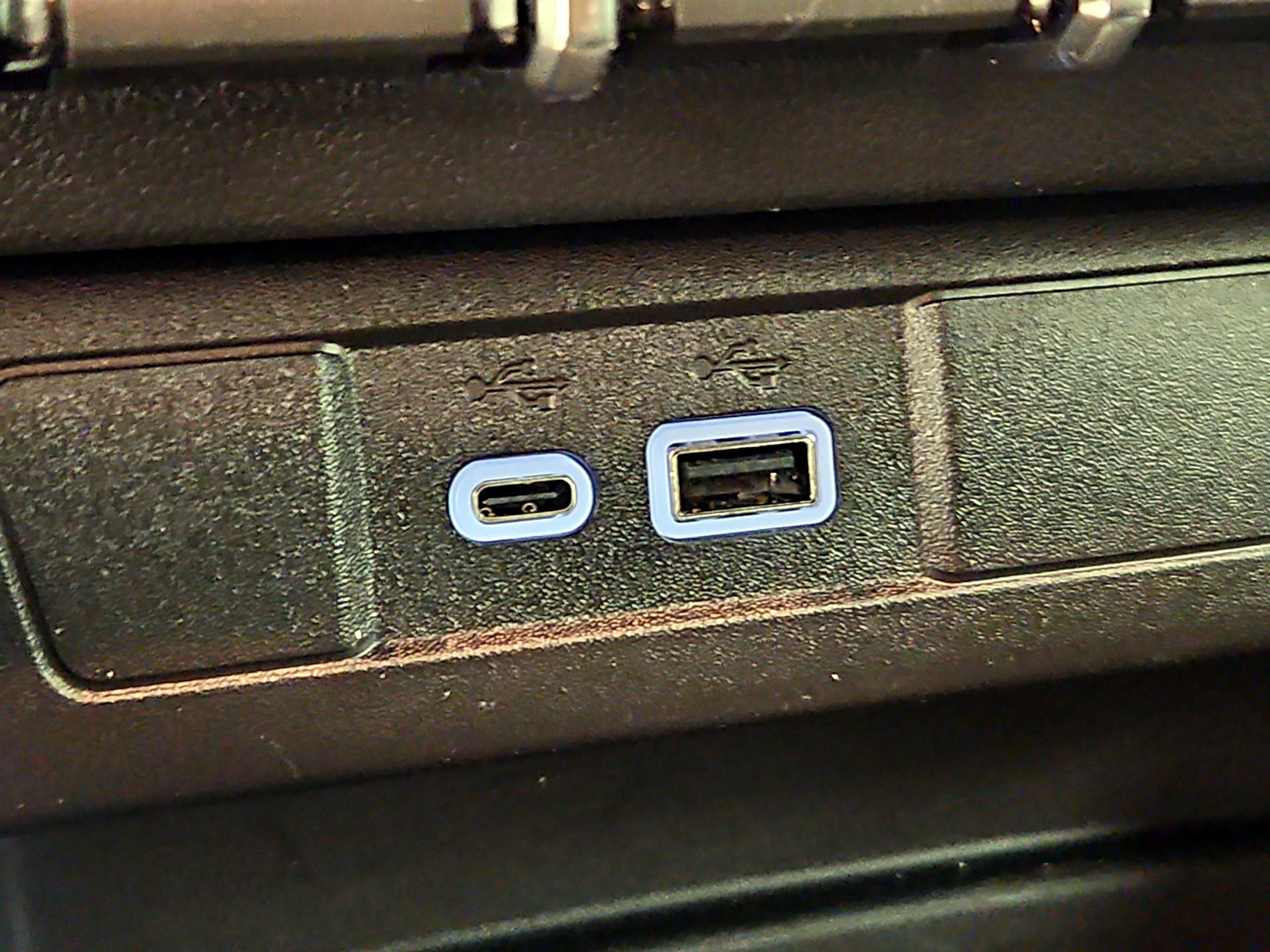 Thumbnail: 2026 Chevrolet Colorado - 18