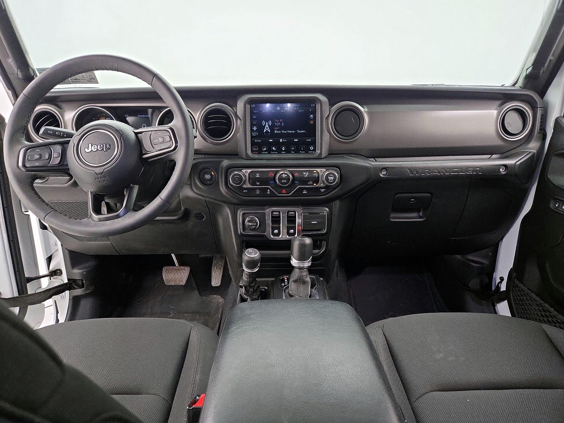Thumbnail: 2023 Jeep Wrangler - 9