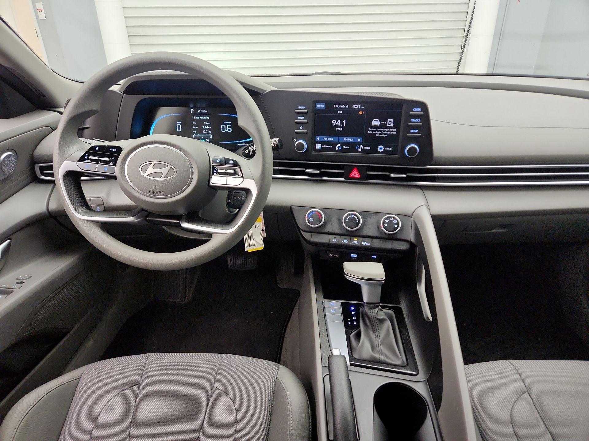 Thumbnail: 2025 Hyundai Elantra - 9