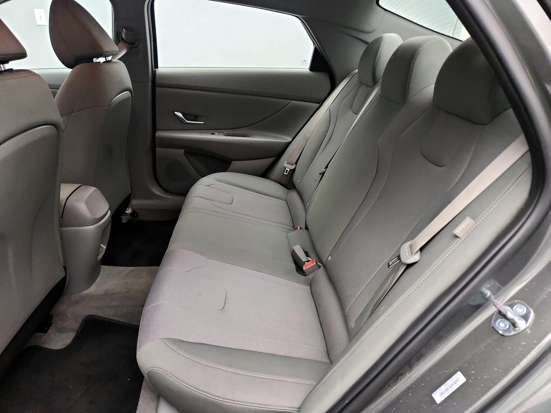 Thumbnail: 2025 Hyundai Elantra - 19