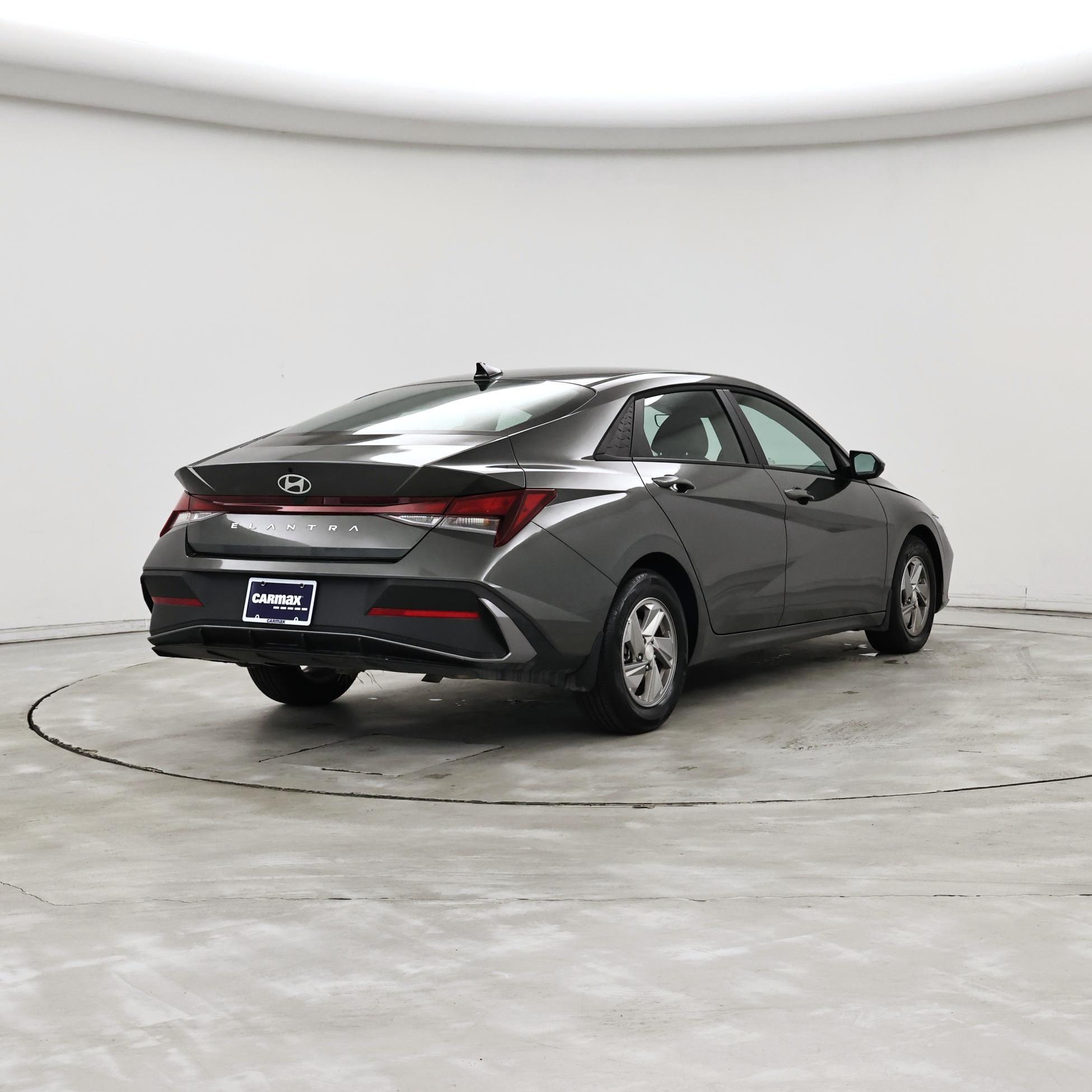 Thumbnail: 2025 Hyundai Elantra - 8