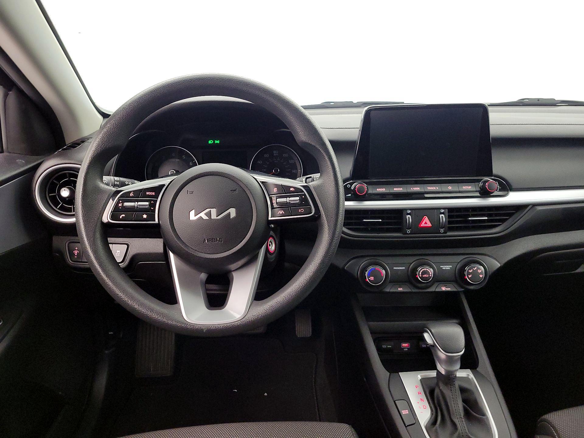 Thumbnail: 2023 Kia Forte - 10