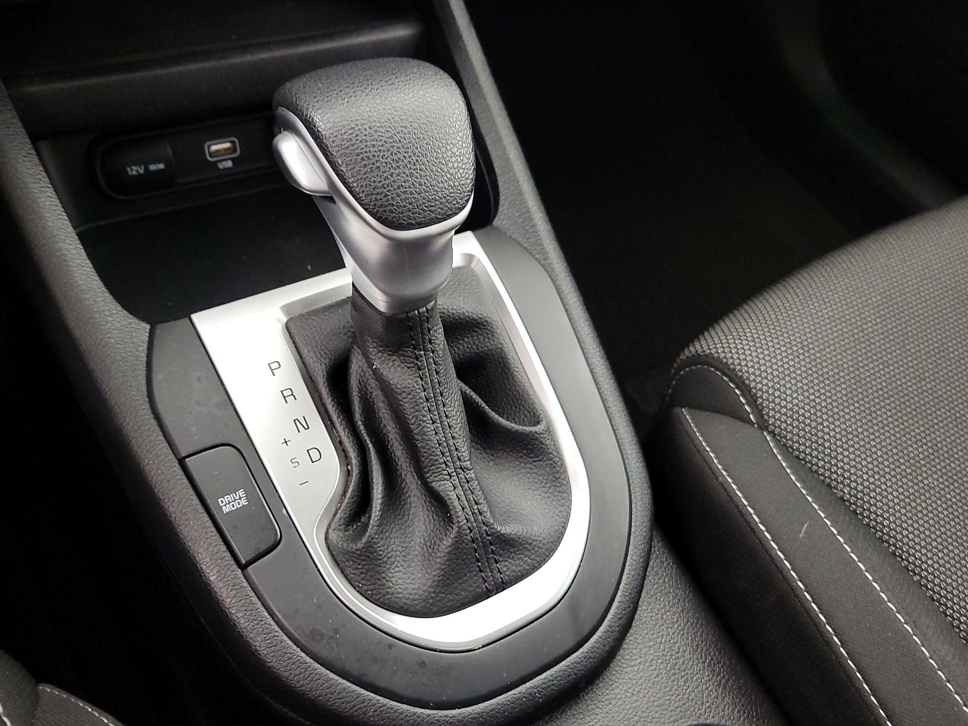 Thumbnail: 2023 Kia Forte - 17