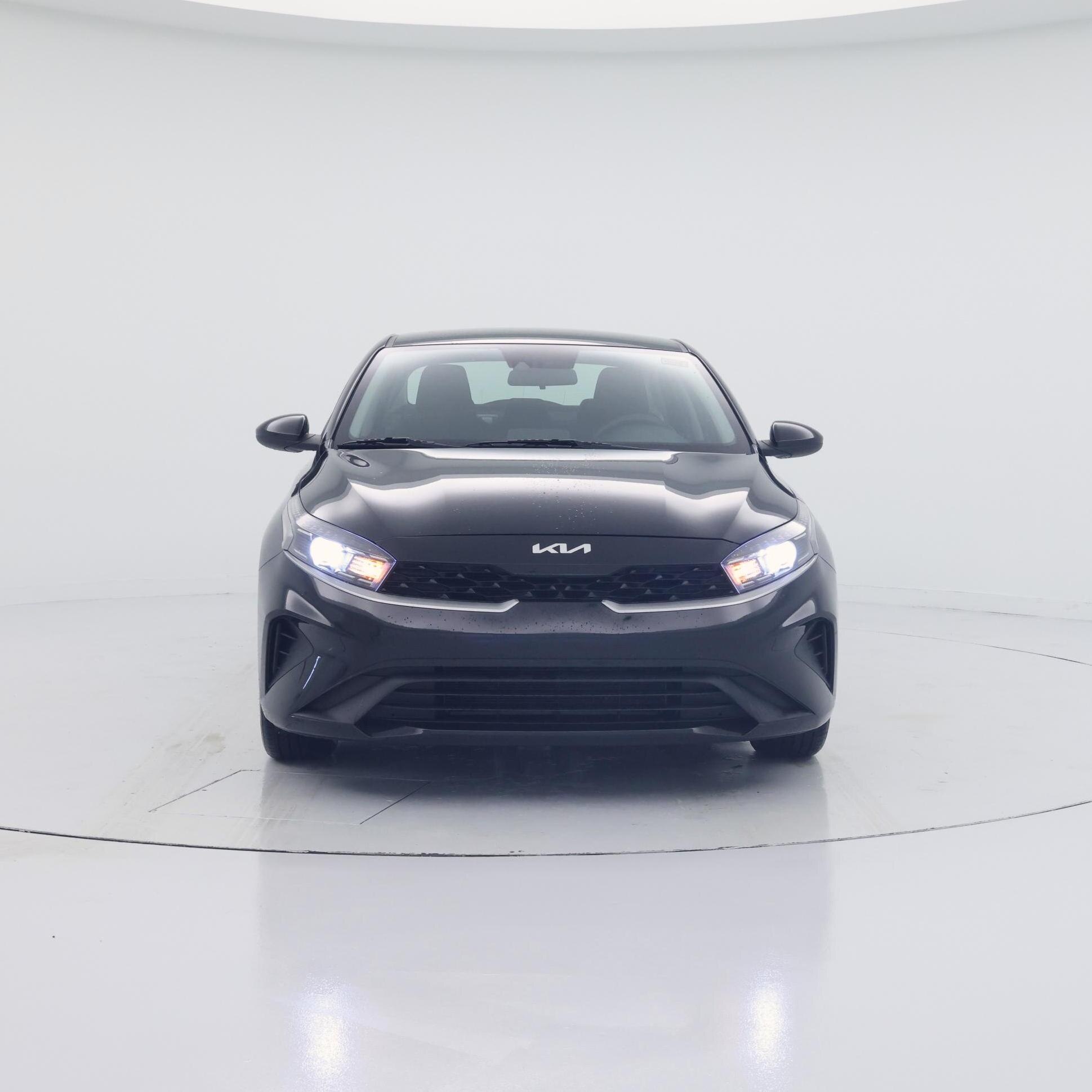 Thumbnail: 2023 Kia Forte - 5
