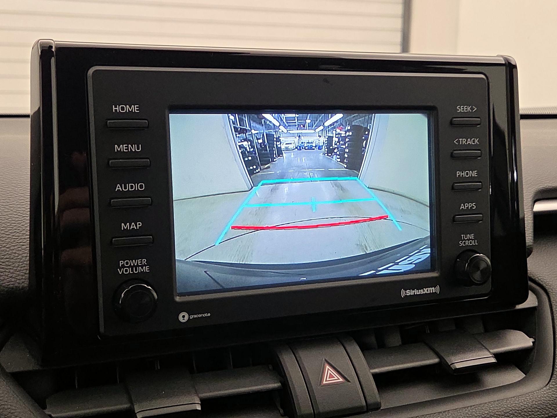 Thumbnail: 2020 Toyota RAV4 - 14