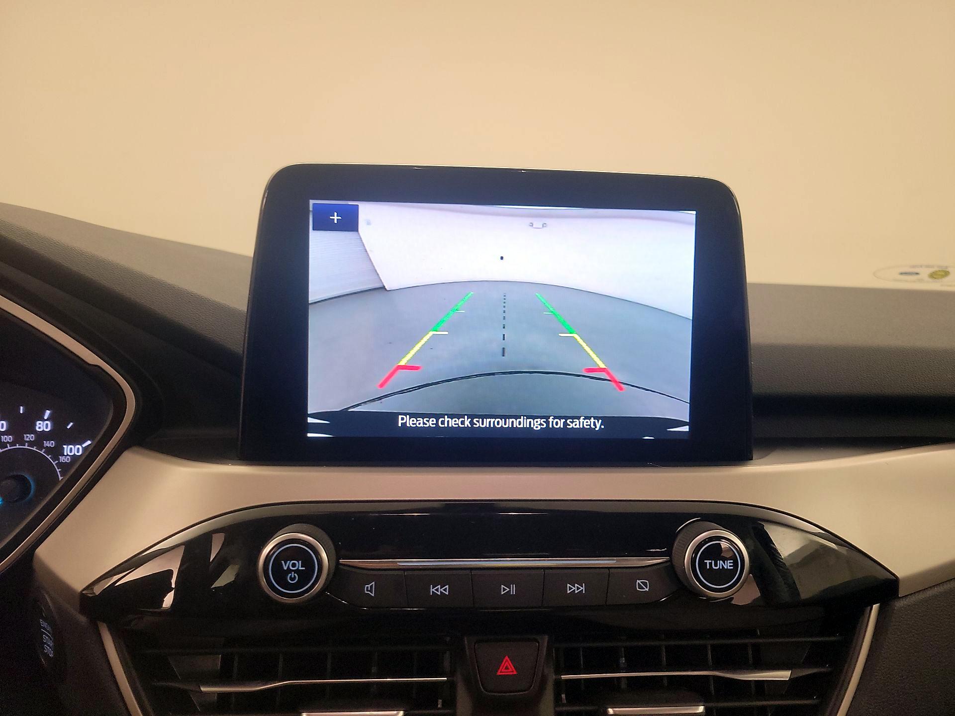 Thumbnail: 2022 Ford Escape - 14