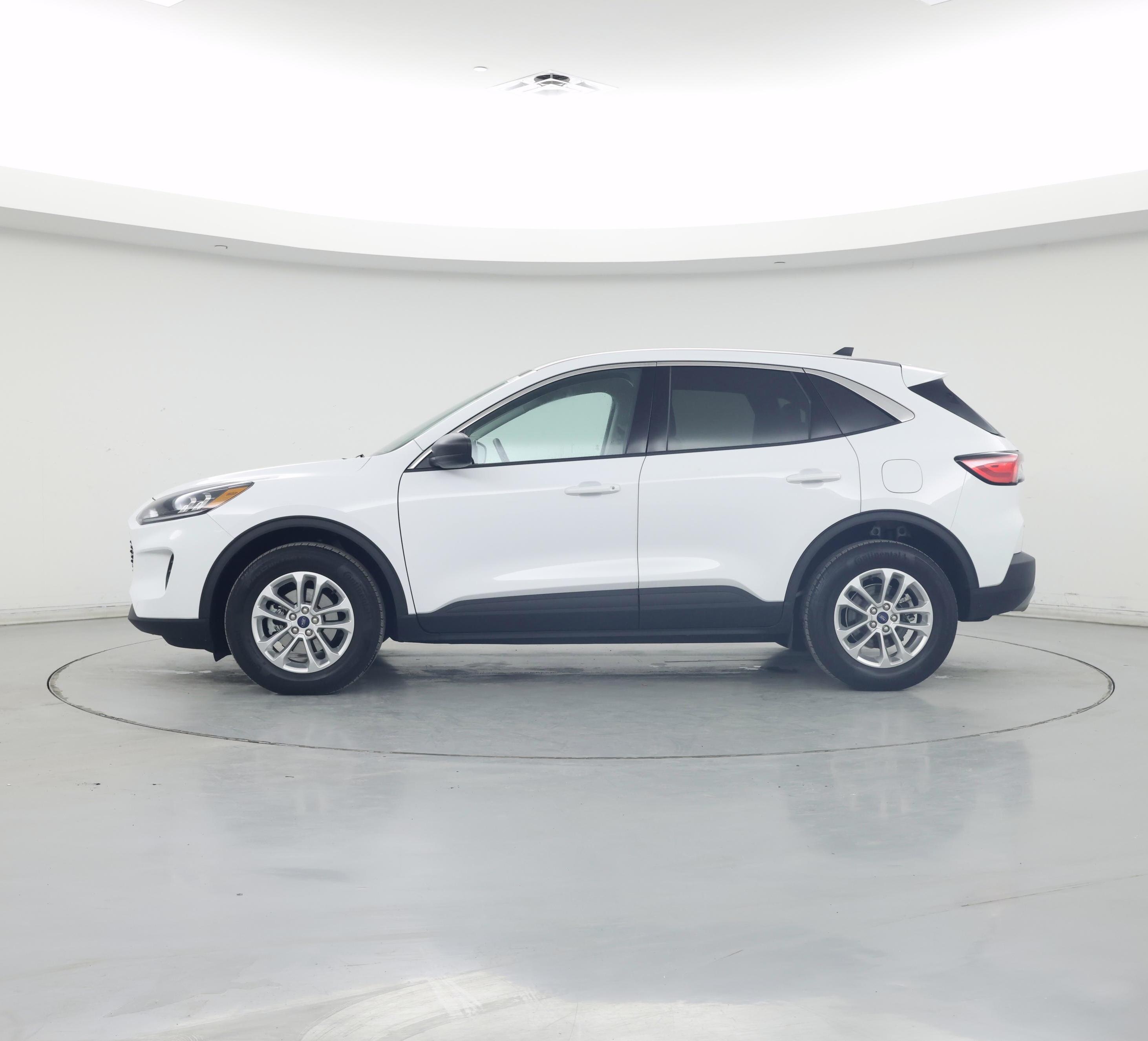 Thumbnail: 2022 Ford Escape - 3