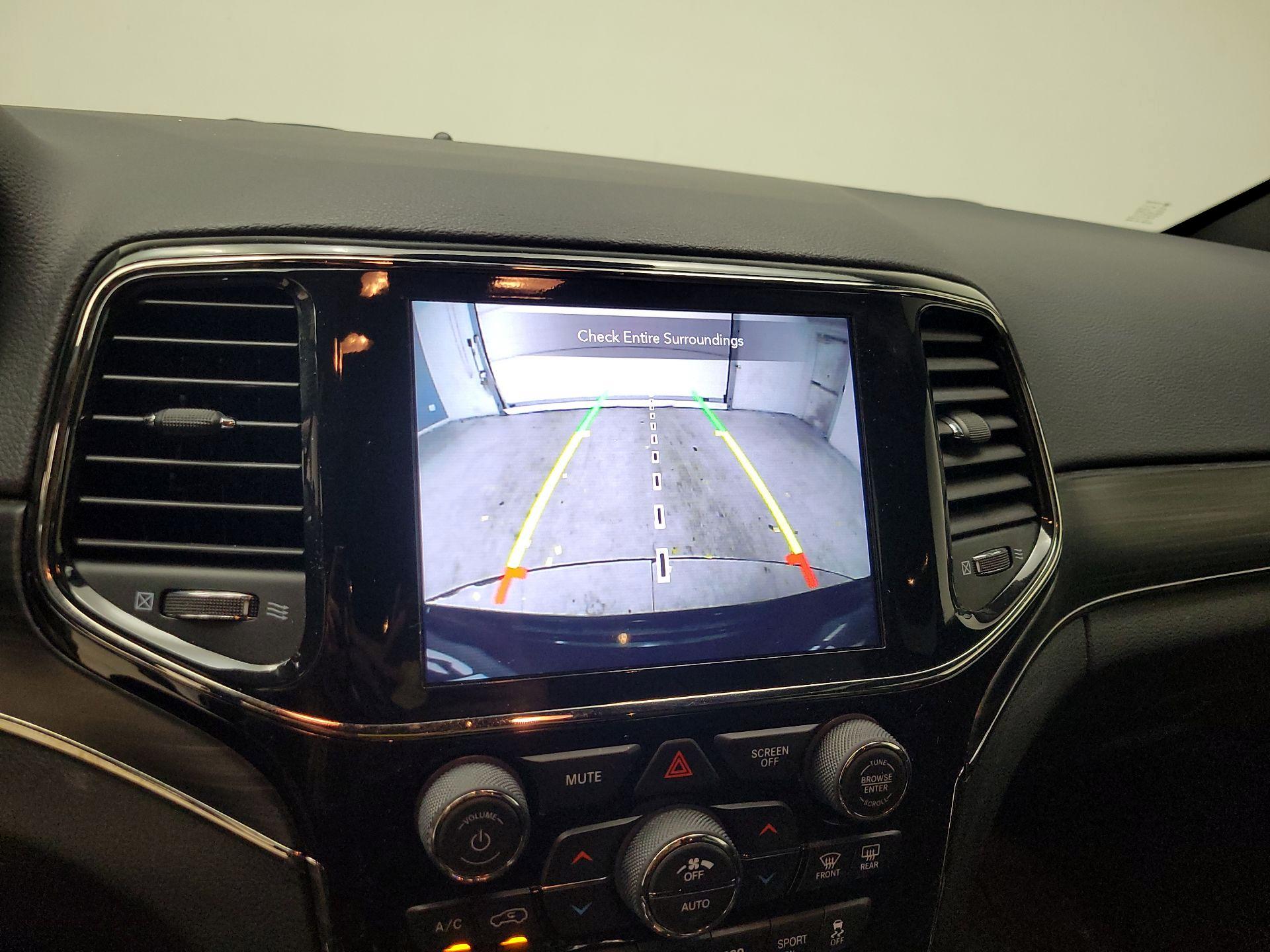 Thumbnail: 2021 Jeep Grand Cherokee - 15