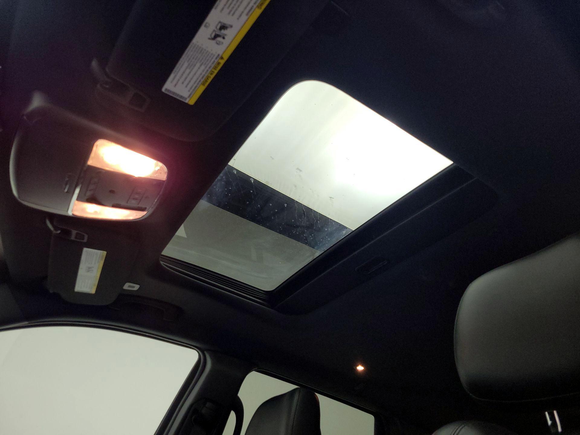 Thumbnail: 2021 Jeep Grand Cherokee - 20