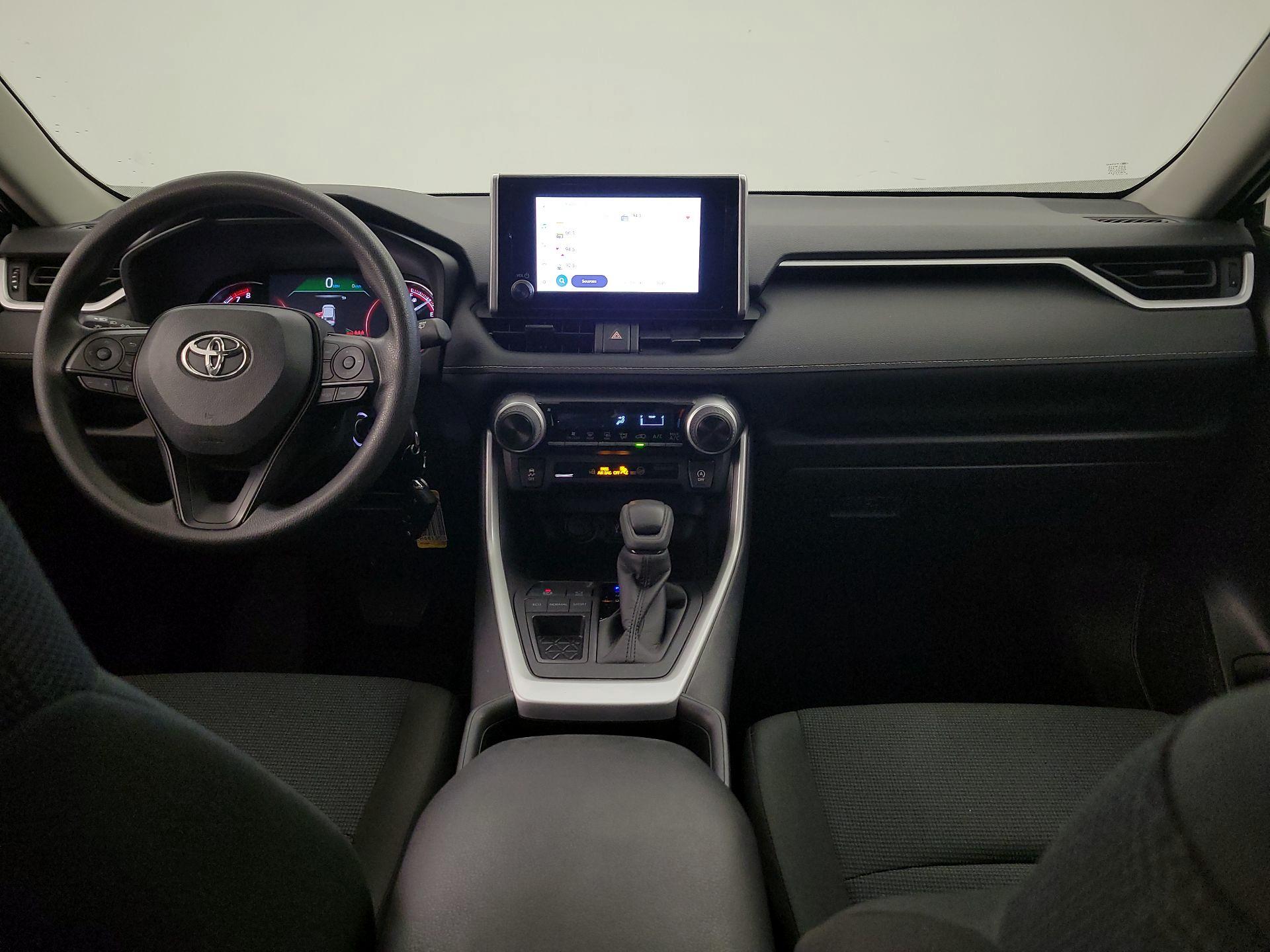 Thumbnail: 2025 Toyota RAV4 - 9