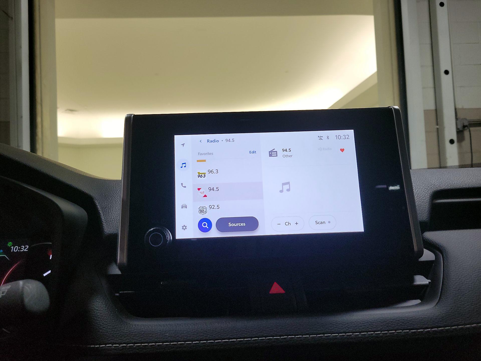 Thumbnail: 2025 Toyota RAV4 - 15