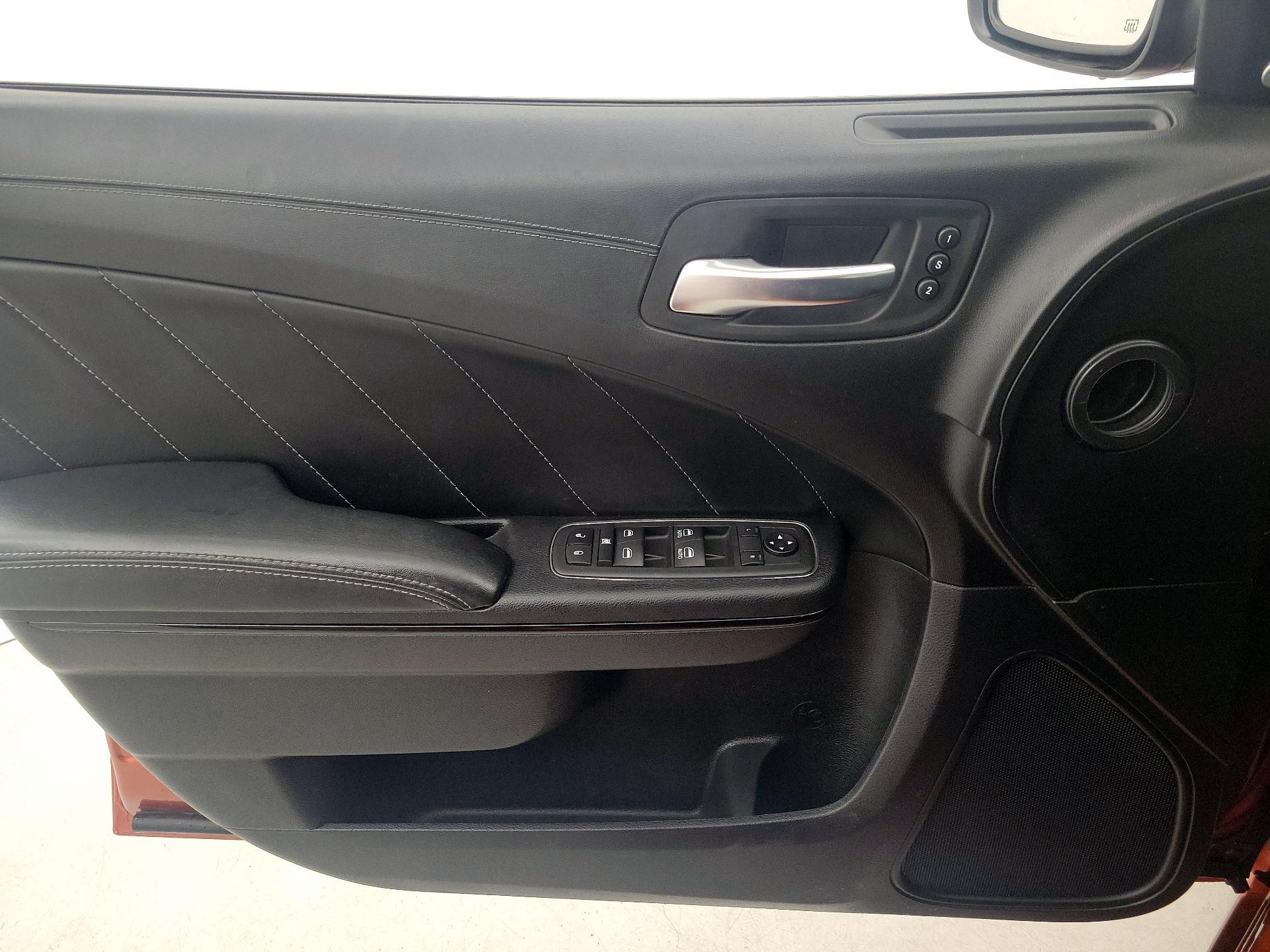 Thumbnail: 2020 Dodge Charger - 12