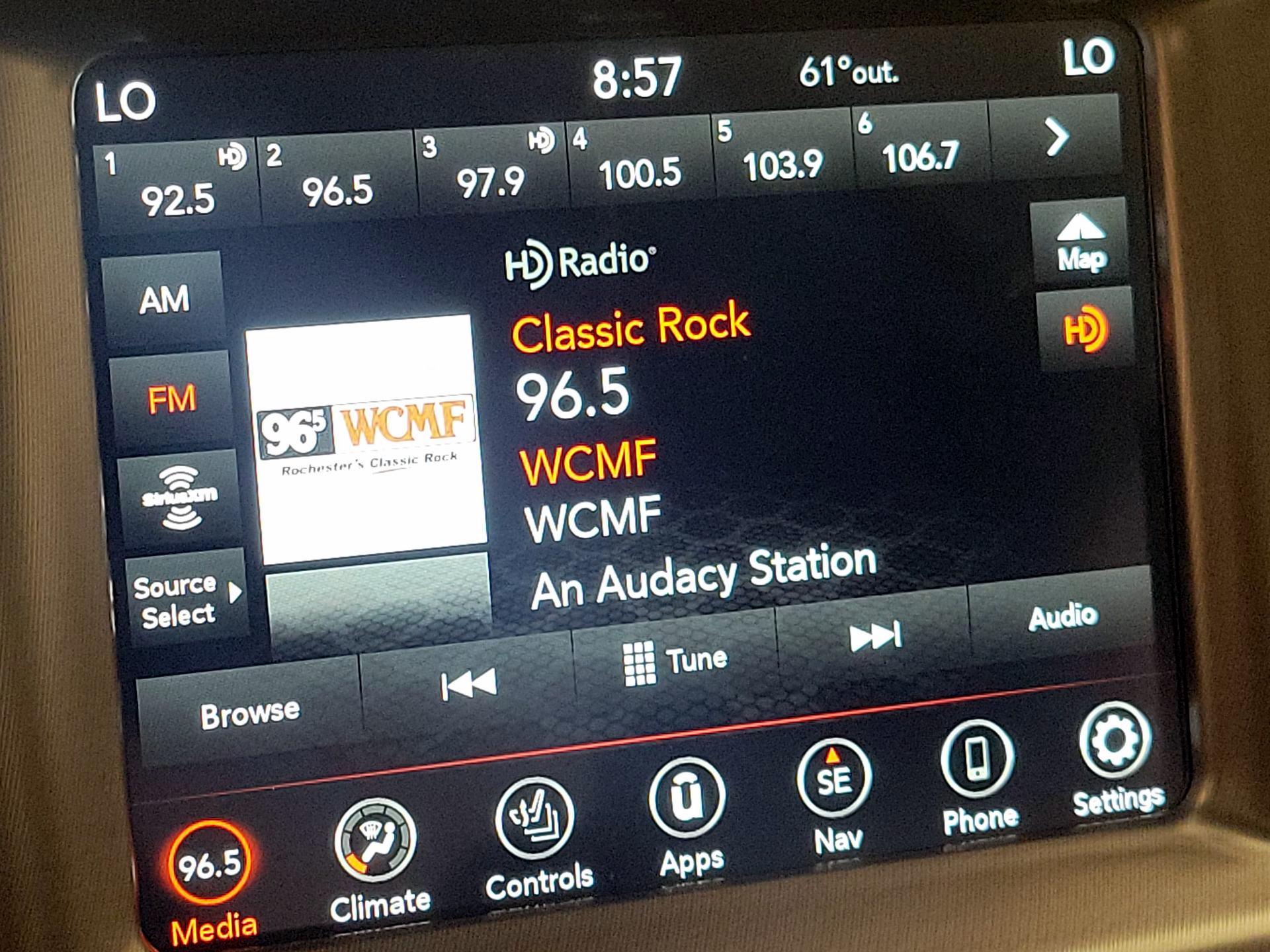 Thumbnail: 2020 Dodge Charger - 16