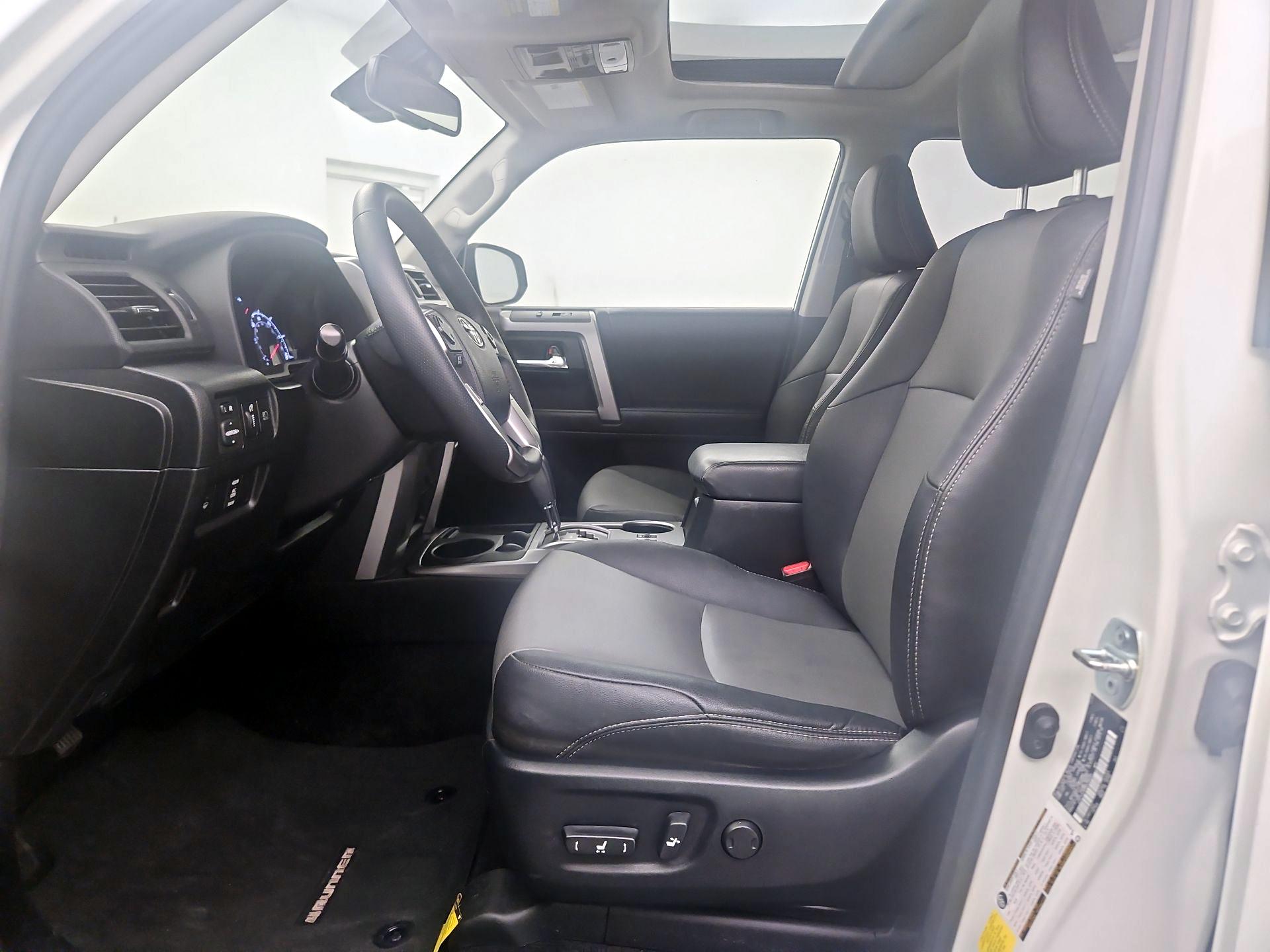 Thumbnail: 2021 Toyota 4Runner - 9