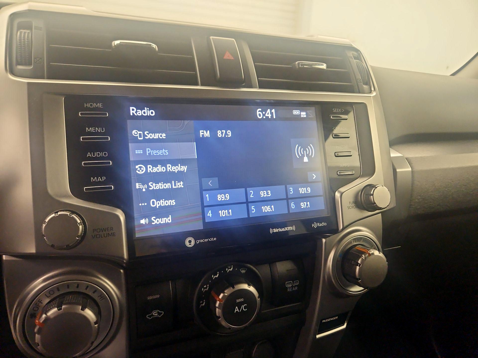 Thumbnail: 2021 Toyota 4Runner - 11