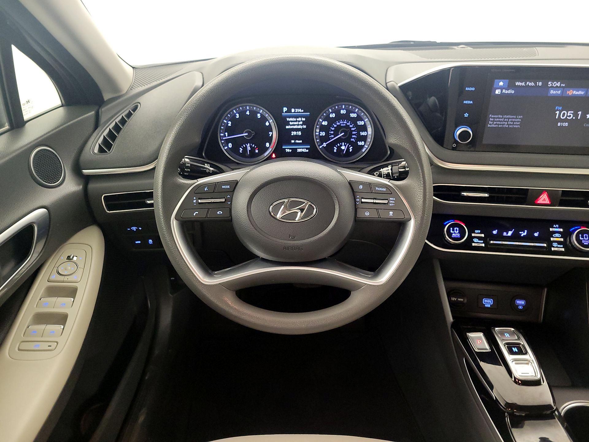 Thumbnail: 2022 Hyundai Sonata - 10