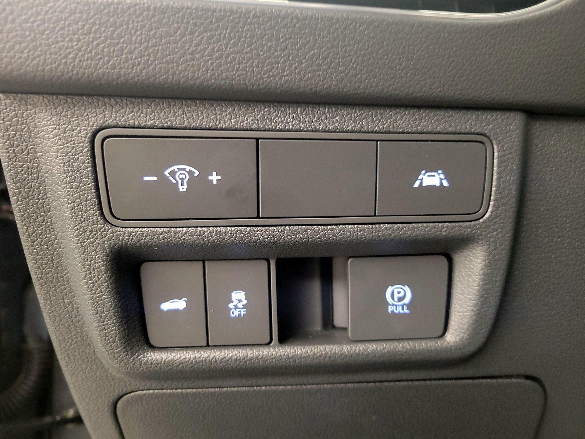 Thumbnail: 2022 Hyundai Sonata - 13