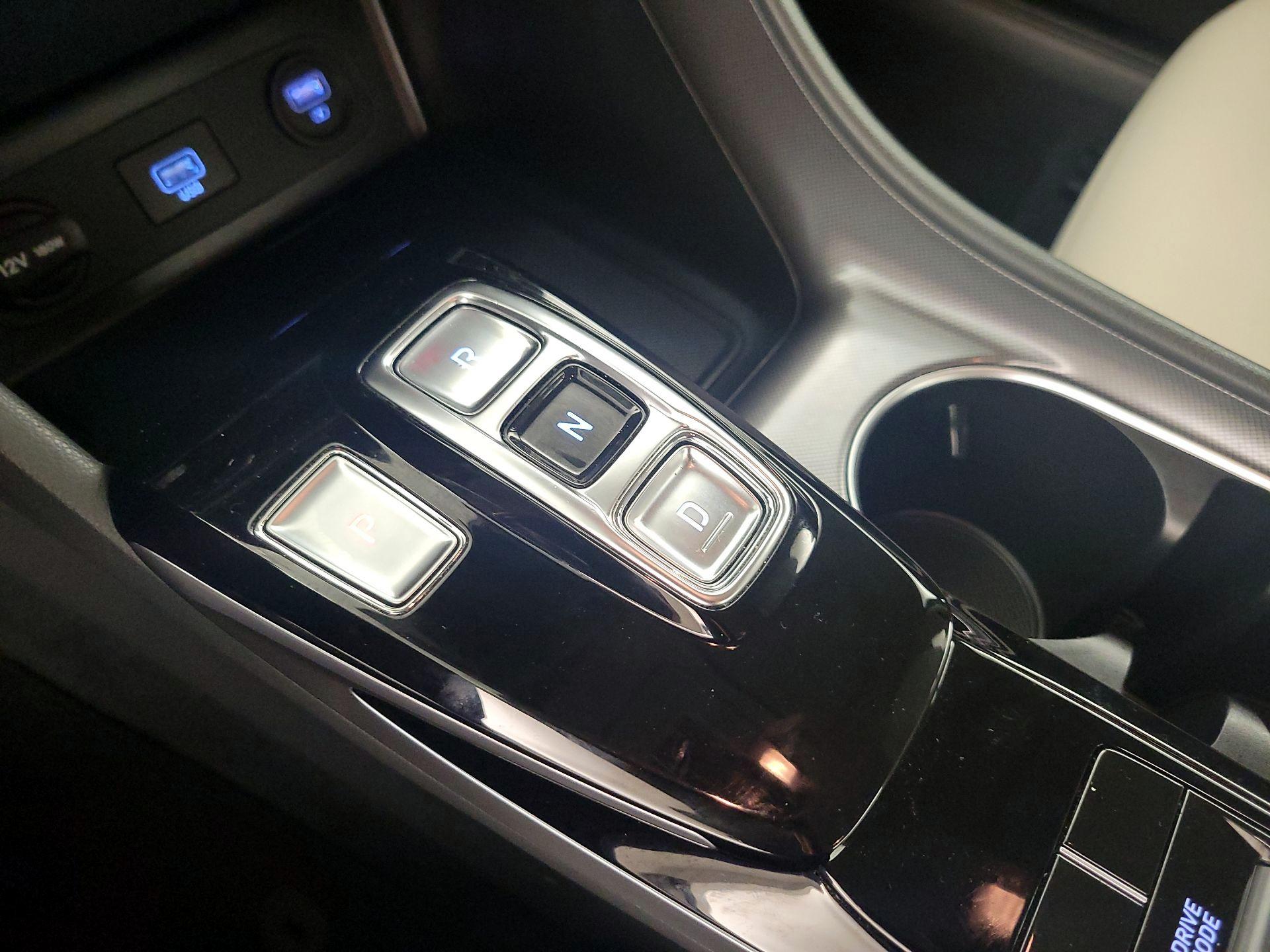 Thumbnail: 2022 Hyundai Sonata - 17