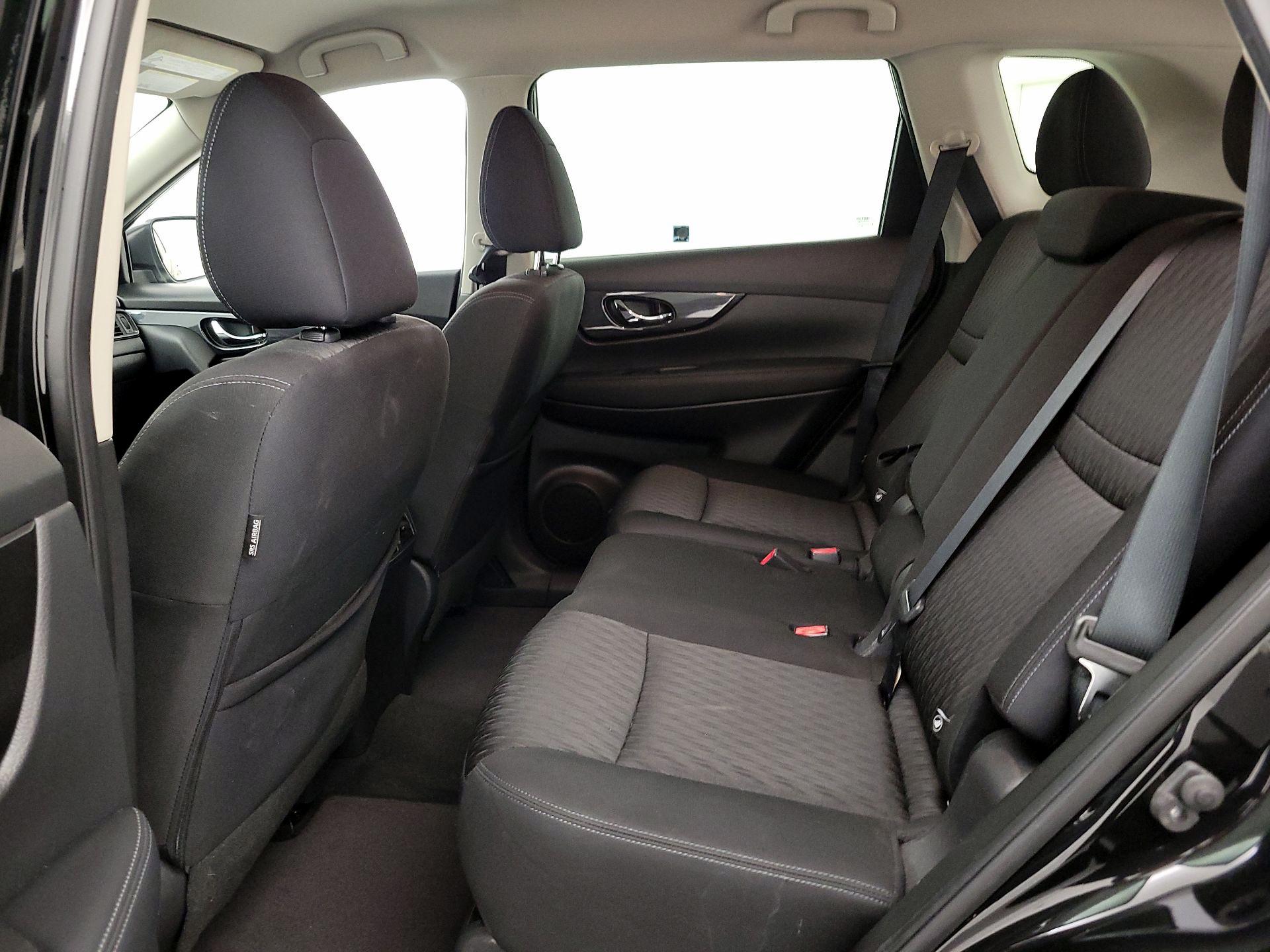 Thumbnail: 2020 Nissan Rogue - 19