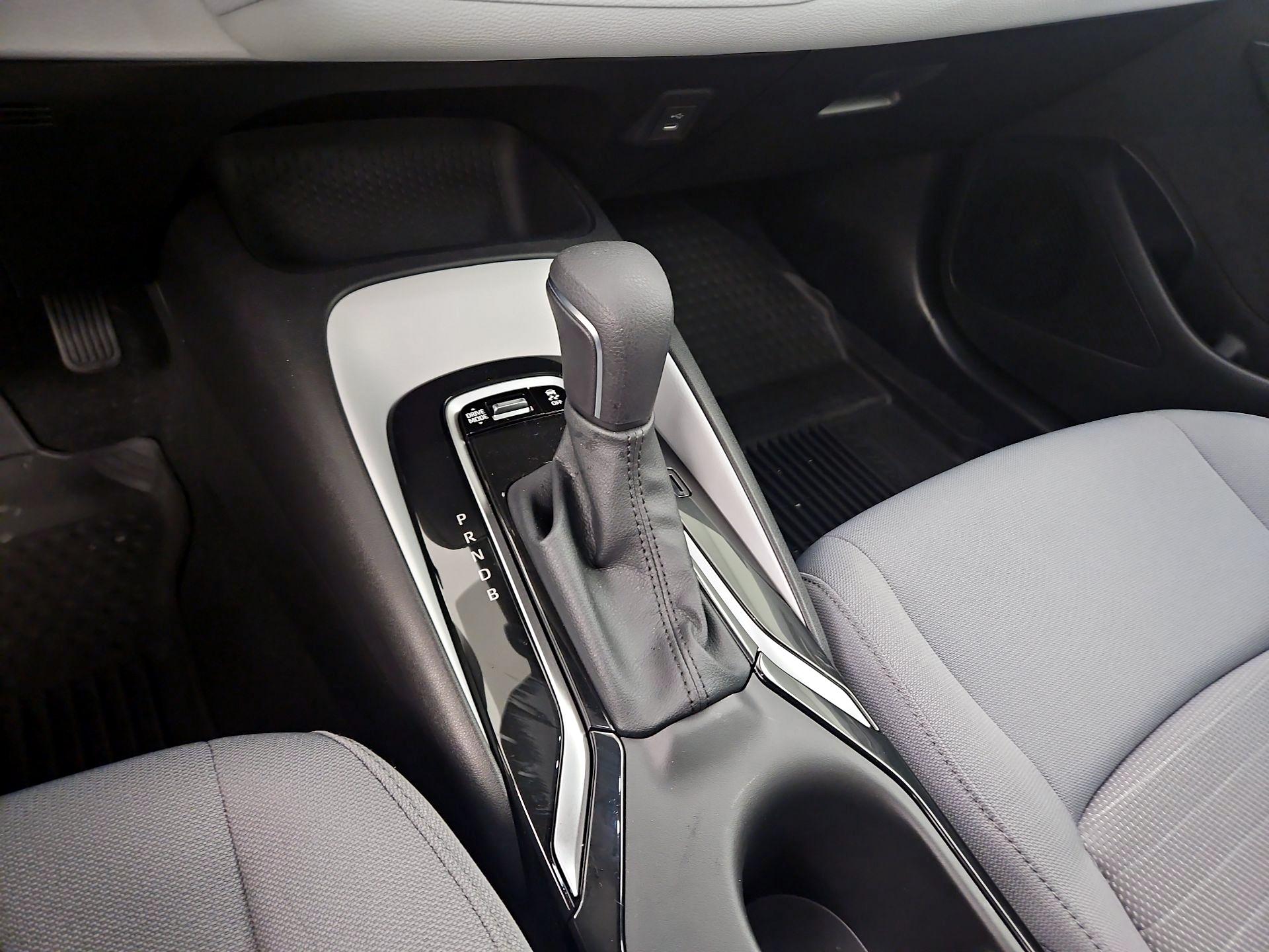 Thumbnail: 2025 Toyota Corolla - 17