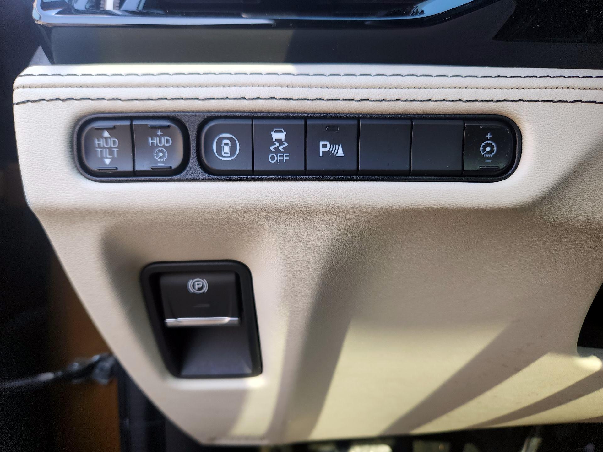 Thumbnail: 2022 Acura MDX - 11