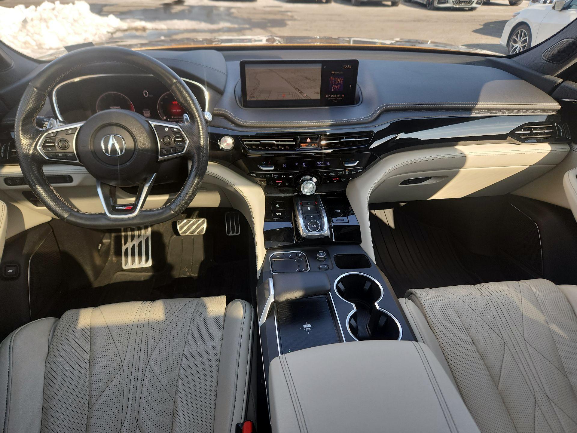 Thumbnail: 2022 Acura MDX - 8