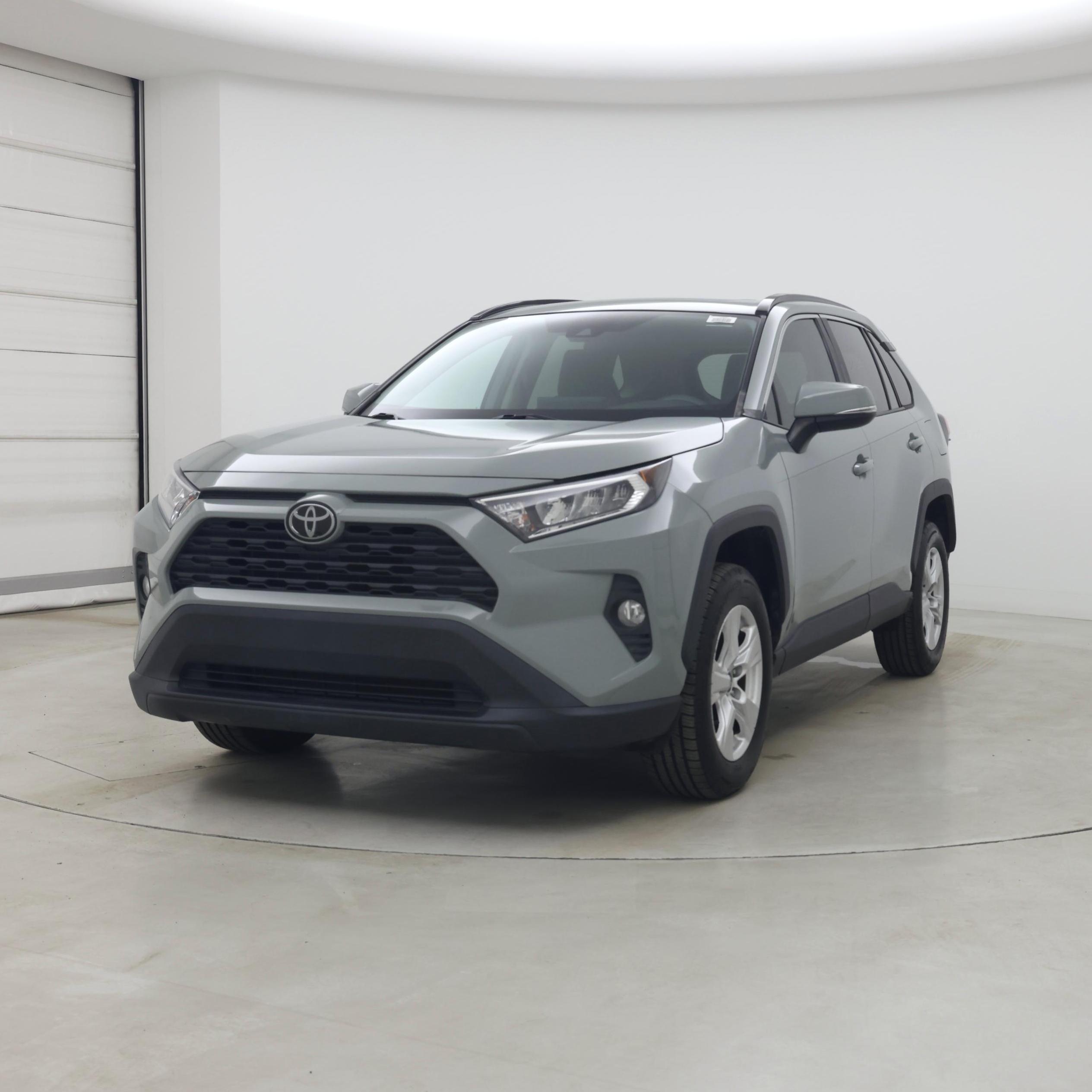 Thumbnail: 2021 Toyota RAV4 - 4