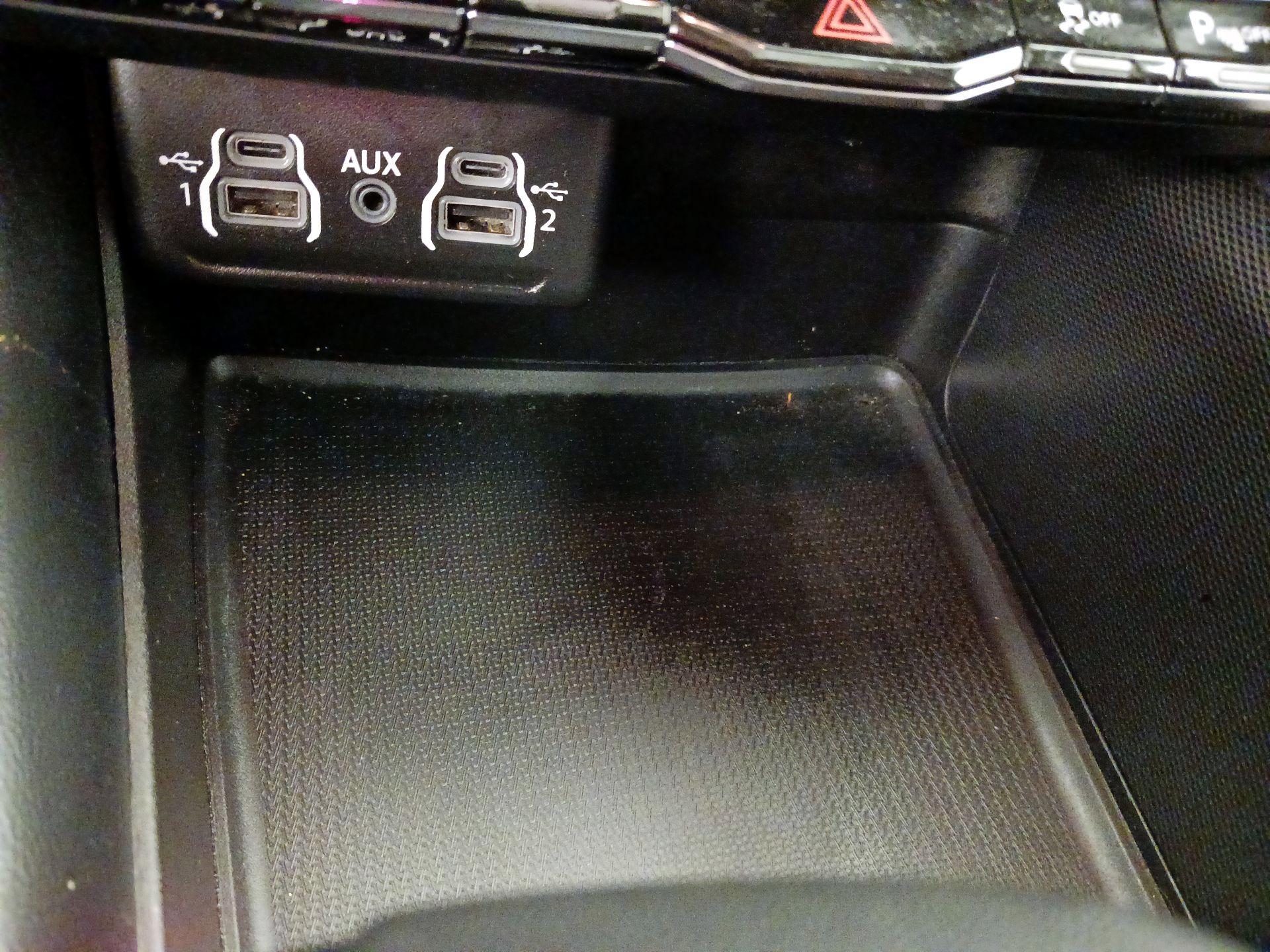 Thumbnail: 2023 Dodge Durango - 19