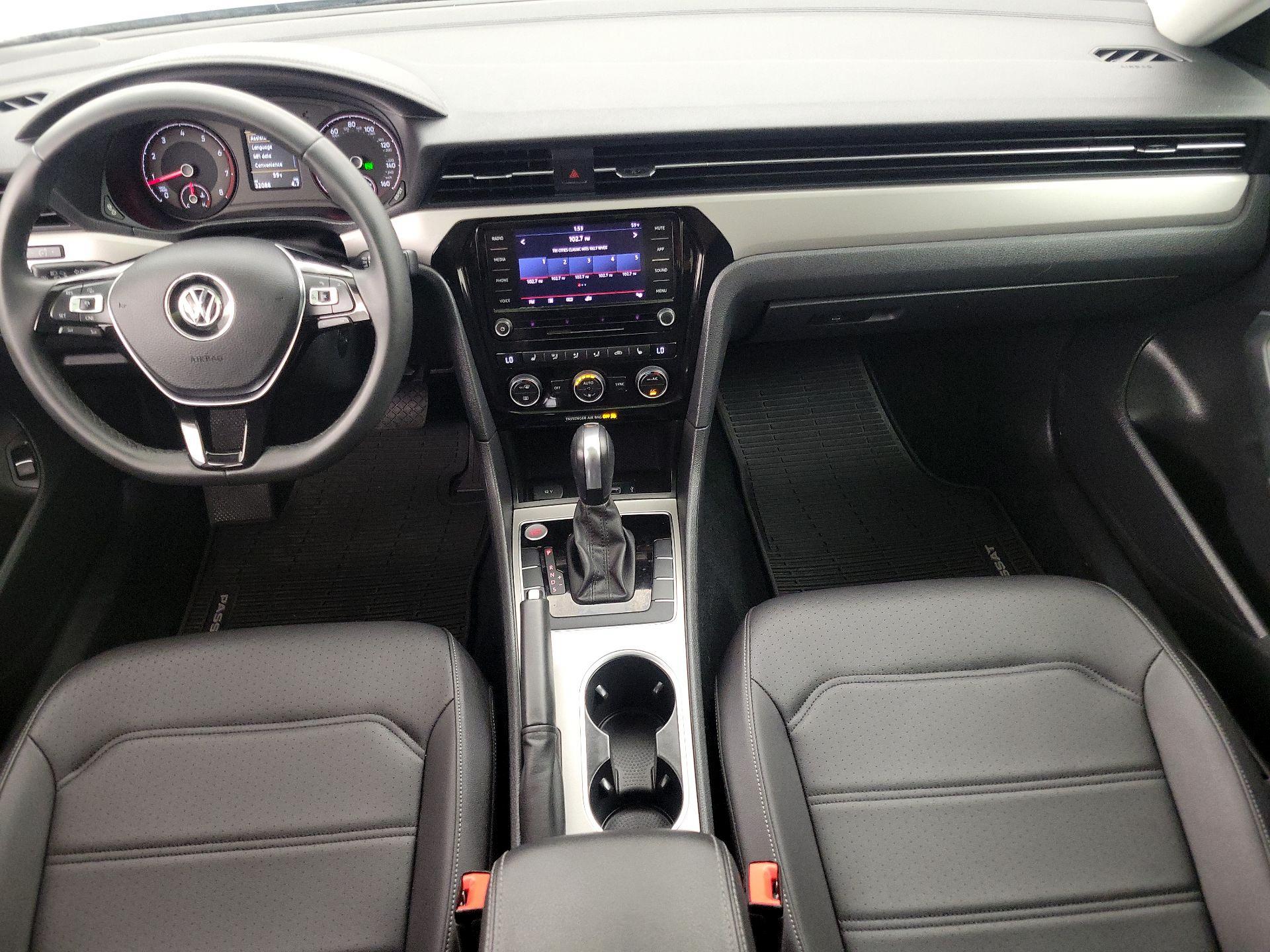 Thumbnail: 2022 Volkswagen Passat - 9