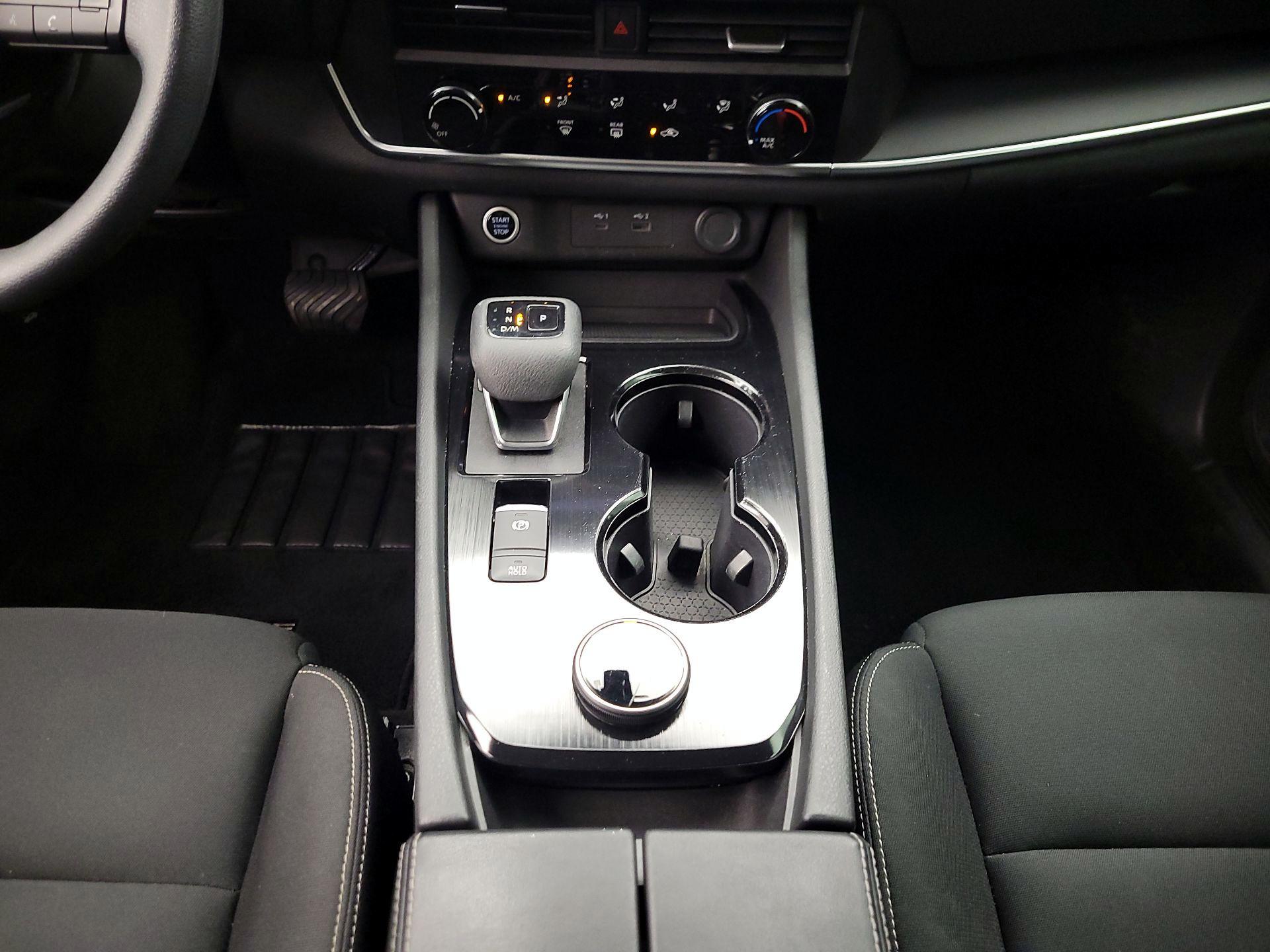 Thumbnail: 2023 Nissan Rogue - 17