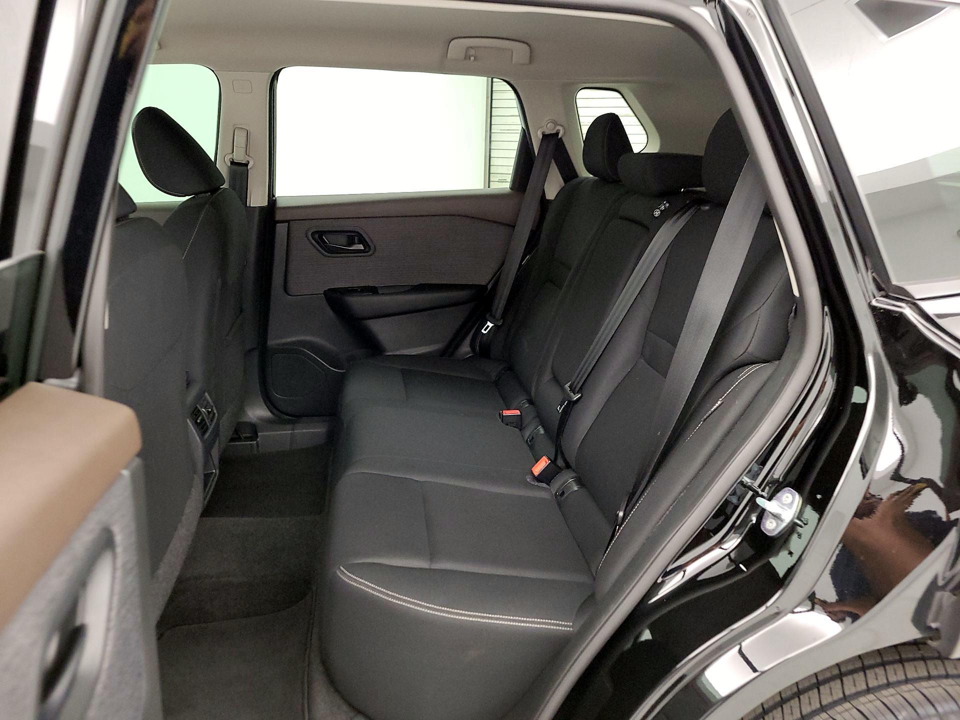 Thumbnail: 2023 Nissan Rogue - 19