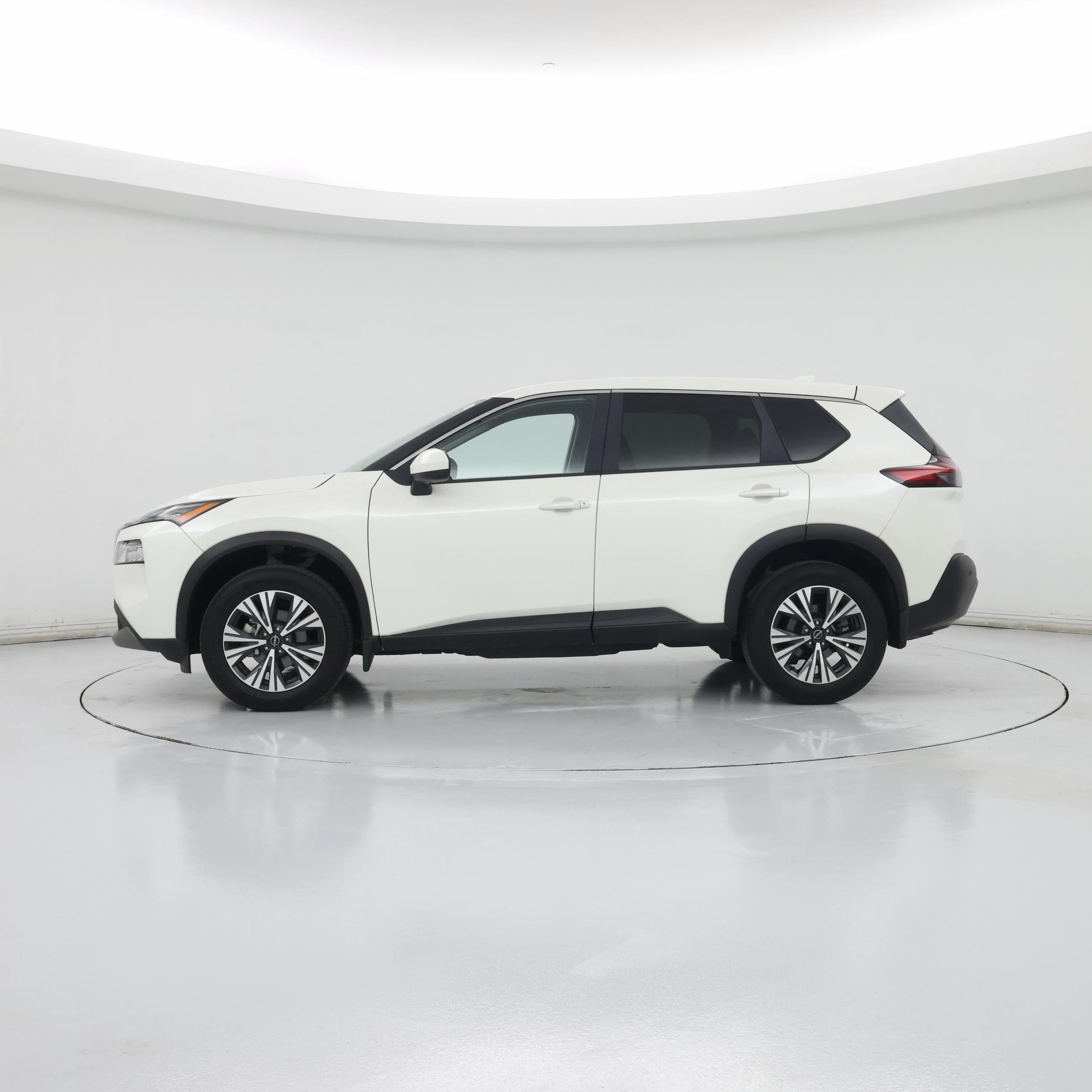 Thumbnail: 2023 Nissan Rogue - 3